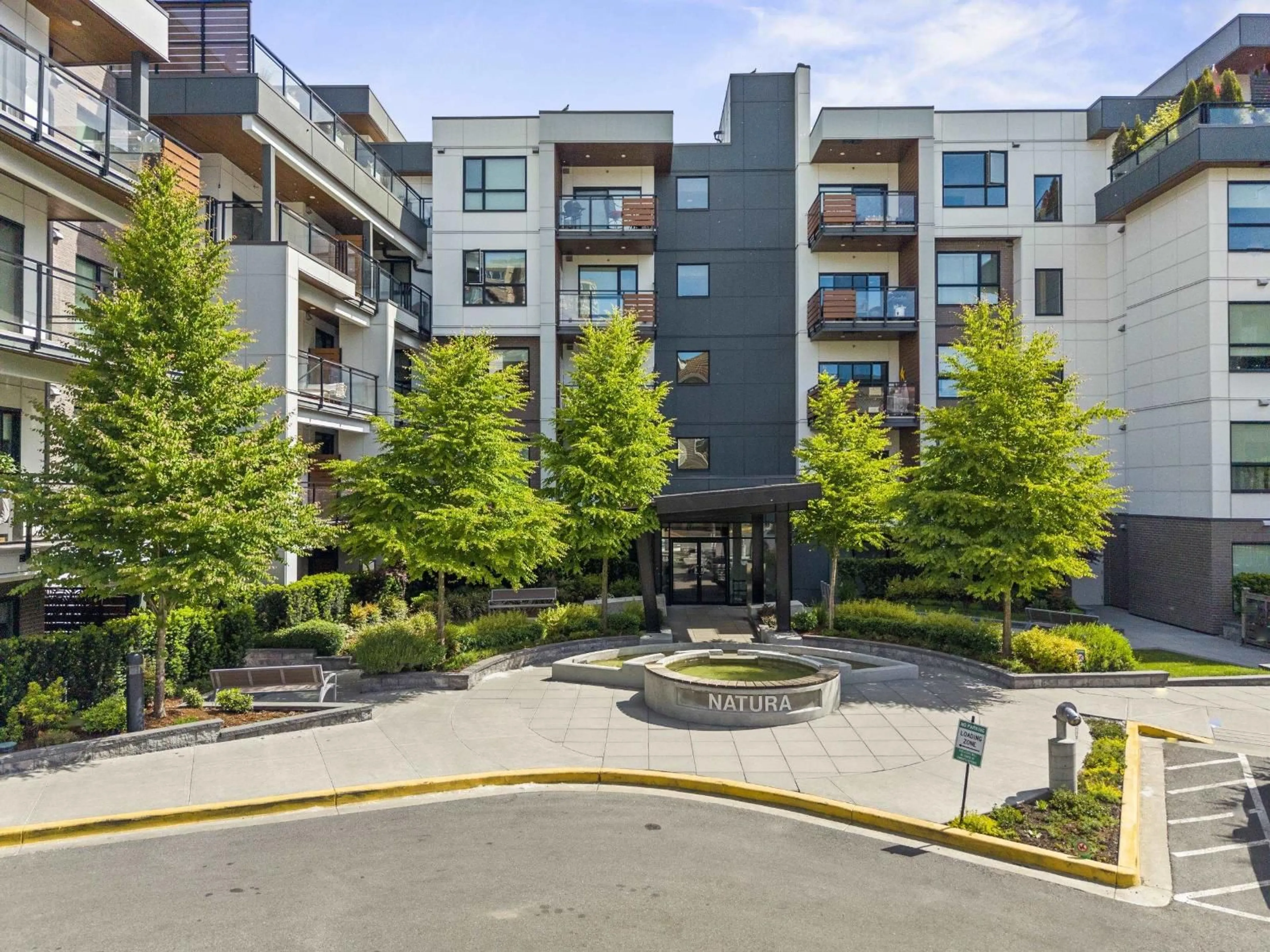 Patio, unknown for 204 - 3182 GLADWIN ROAD, Abbotsford British Columbia V2T0K8