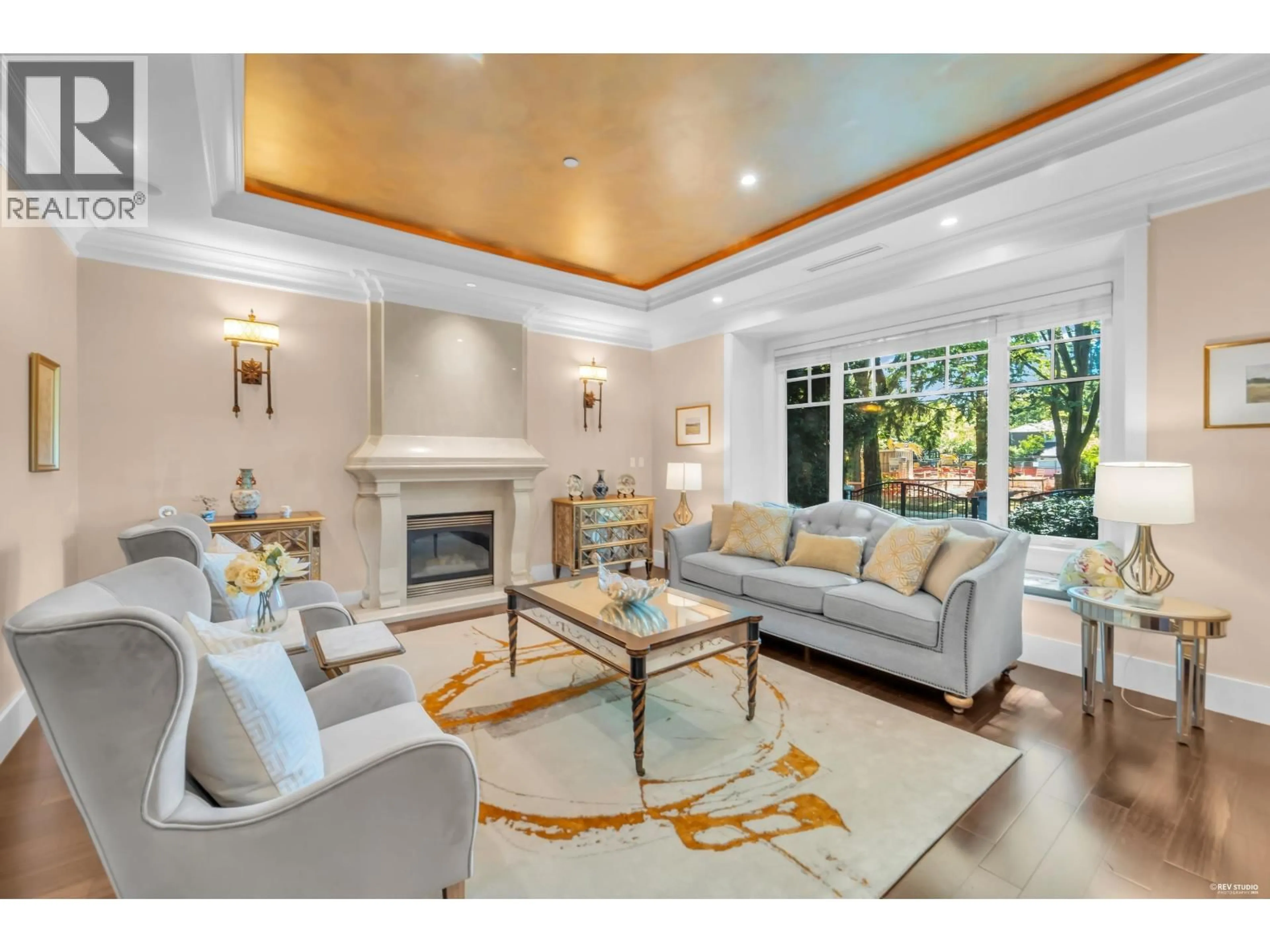 Living room with furniture, unknown for 1425 W 26TH AVENUE, Vancouver British Columbia V6H2B3
