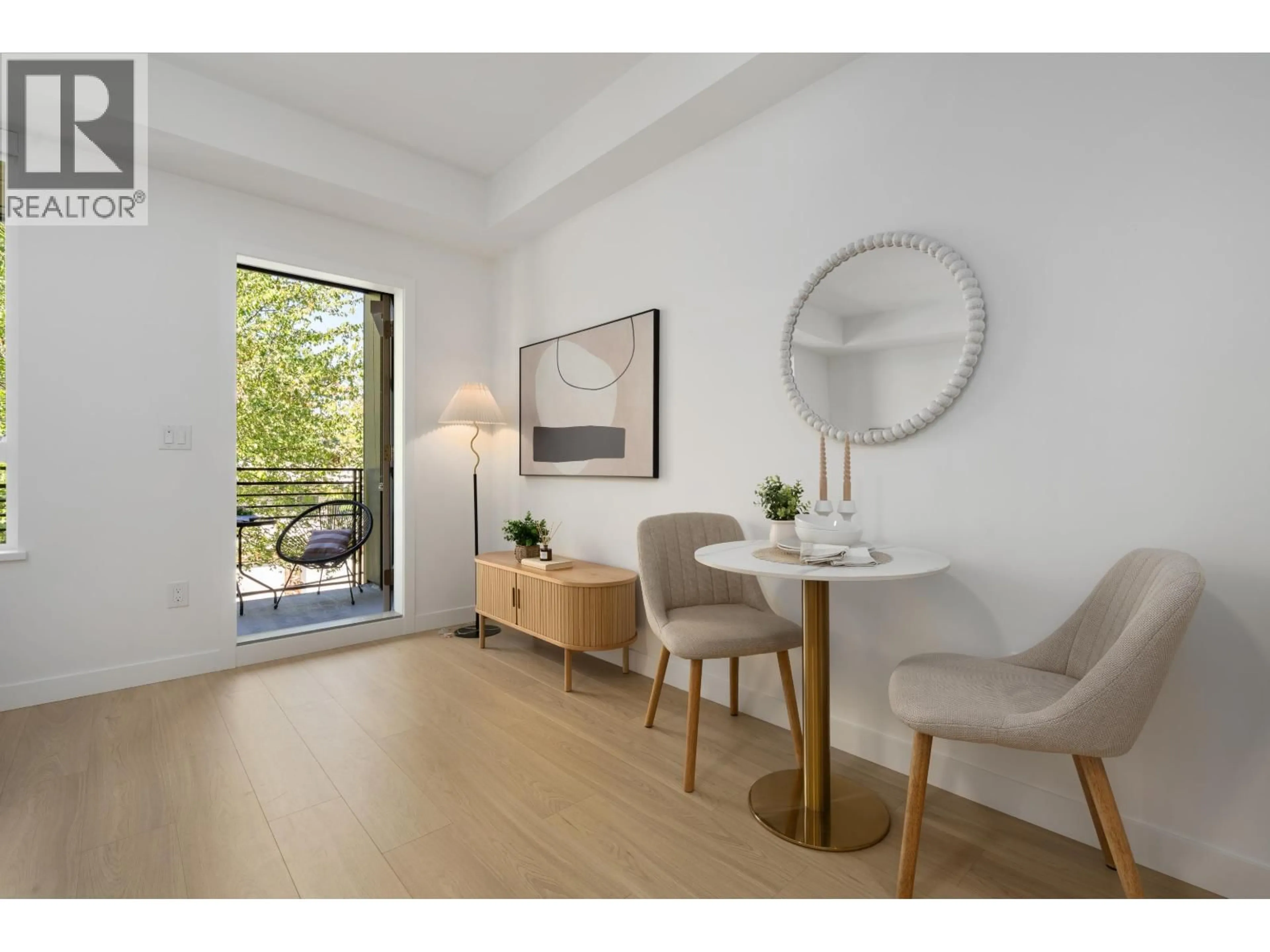 A pic of a room for 306 - 2450 GARDEN DRIVE, Vancouver British Columbia V5N0K1