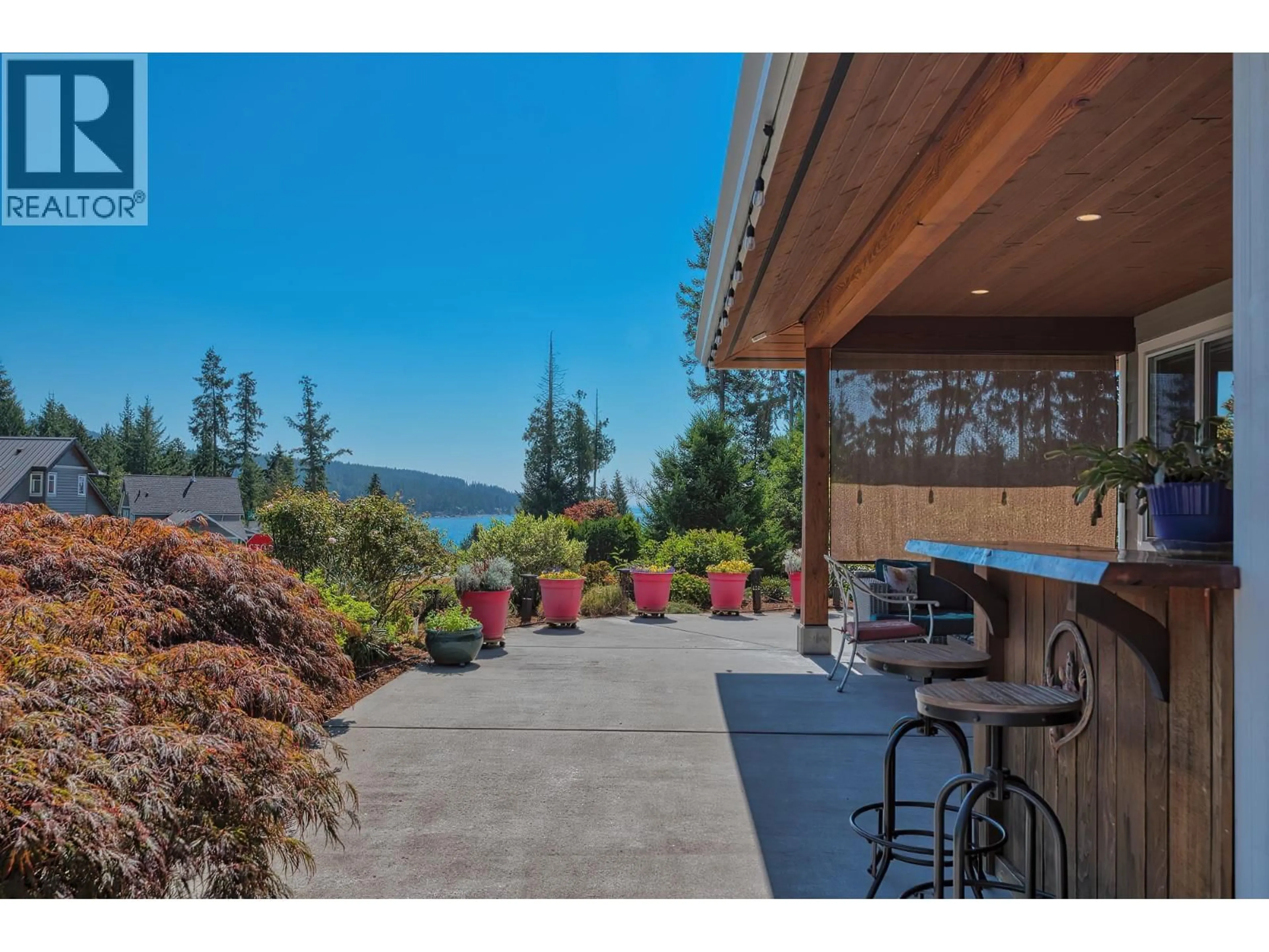 Patio, water/lake/river/ocean view for 9326 JORGENSEN PLACE, Halfmoon Bay British Columbia V7Z1B4