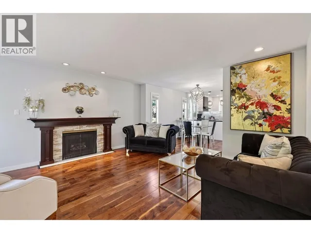 187 WARRICK STREET, Coquitlam 3
