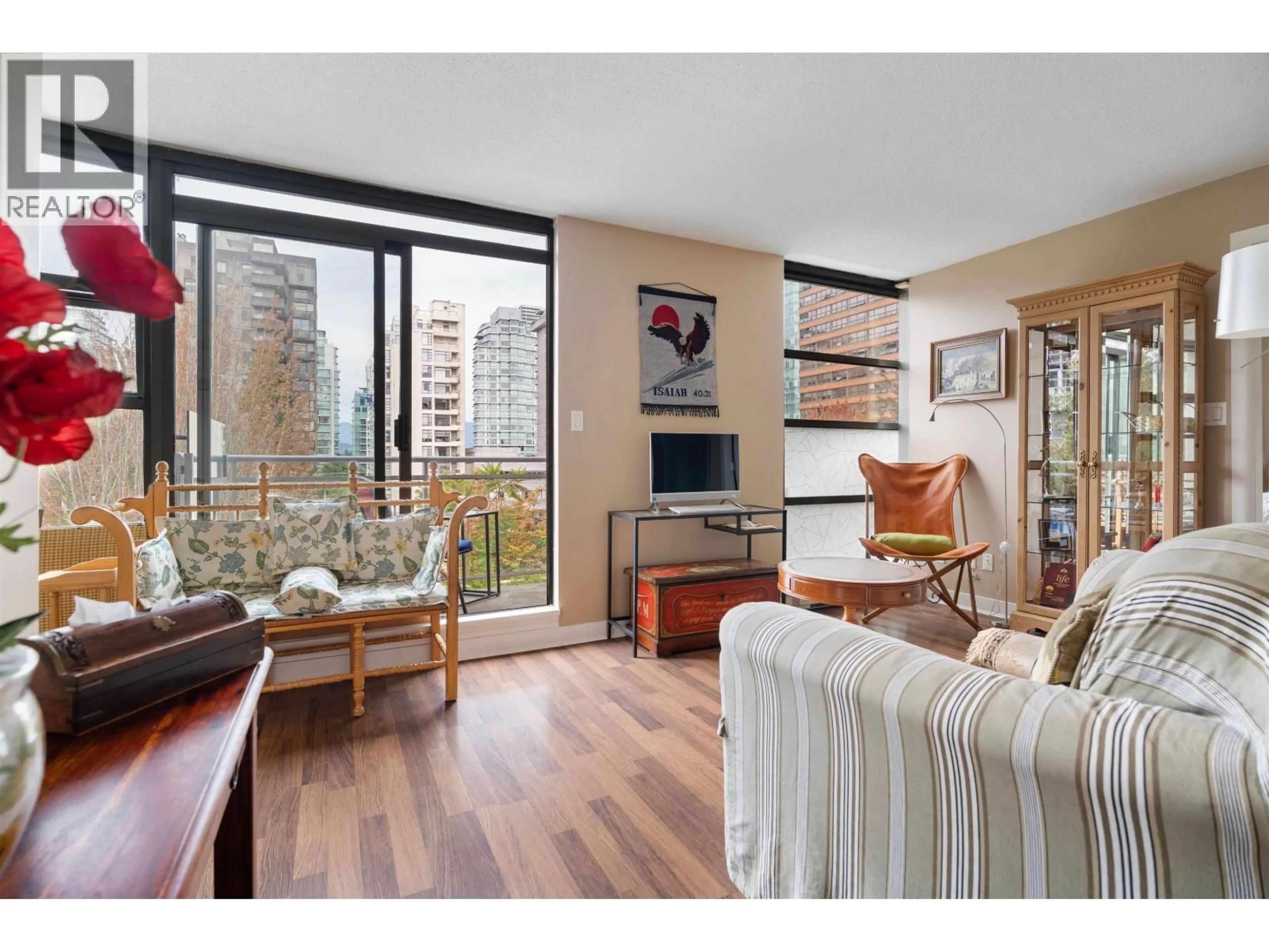 Living room with furniture, wood/laminate floor for 306 - 1688 ROBSON STREET, Vancouver British Columbia V6G1C7