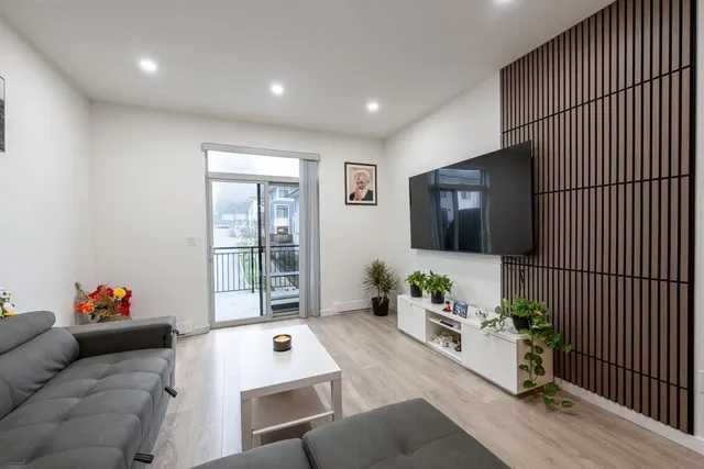 109 - 15235 SITKA DRIVE, Surrey 2