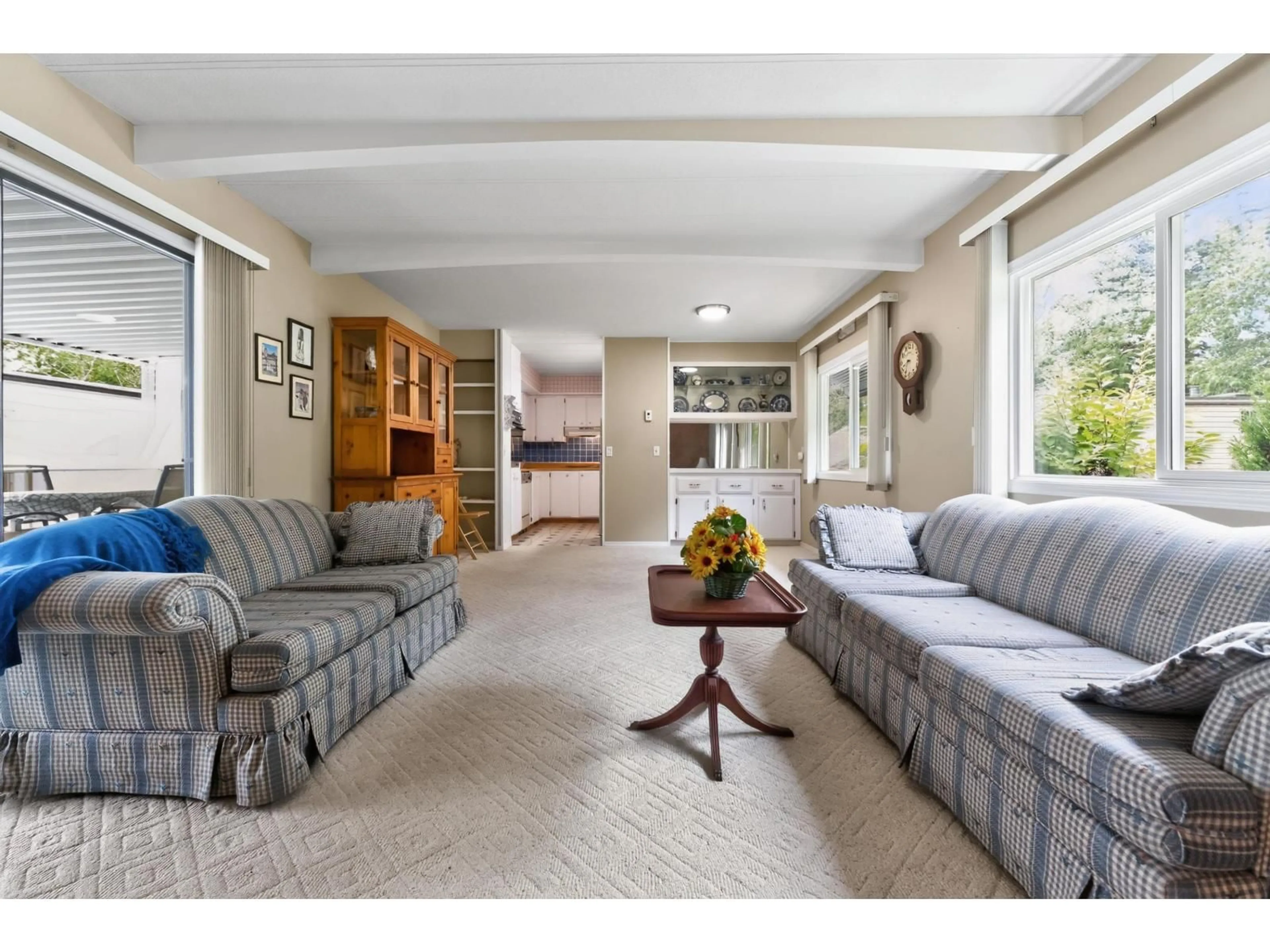 Living room with furniture, carpet floor for 316 - 1840 160 STREET, Surrey British Columbia V4A4X4