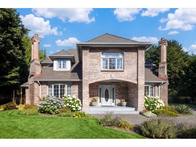 2010 132A STREET, Surrey 4