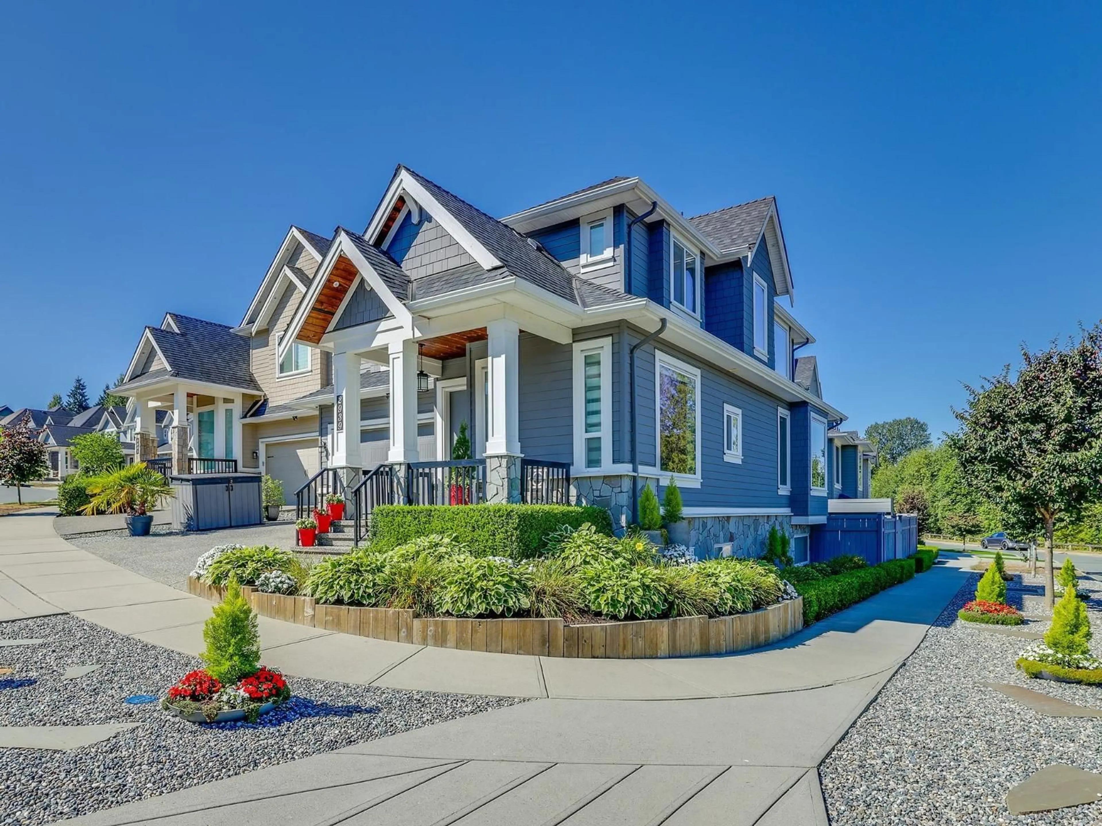 Home with vinyl exterior material, street for 2939 161B STREET, Surrey British Columbia V3Z3Y6