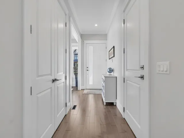 2939 161B STREET, Surrey 4