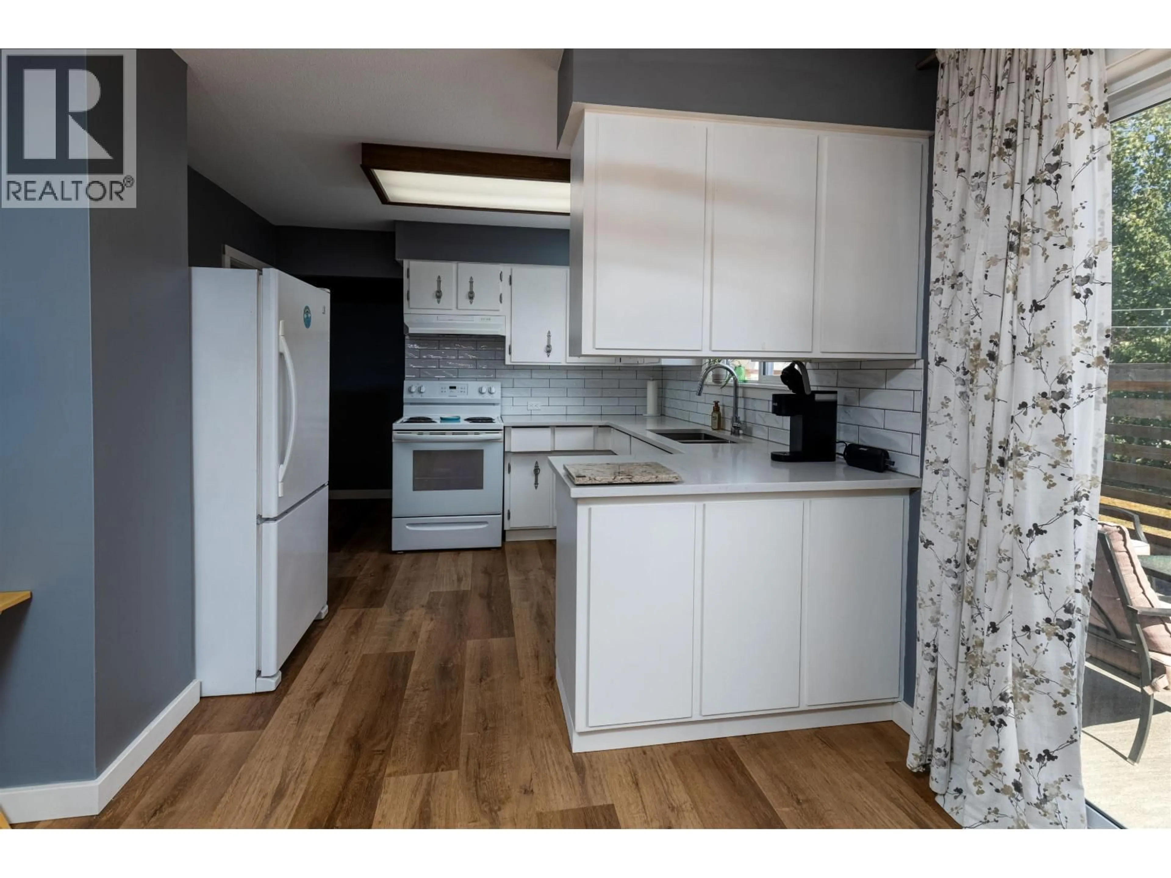 Standard kitchen, wood/laminate floor for 2706 HALL STREET, Terrace British Columbia V8G2R7