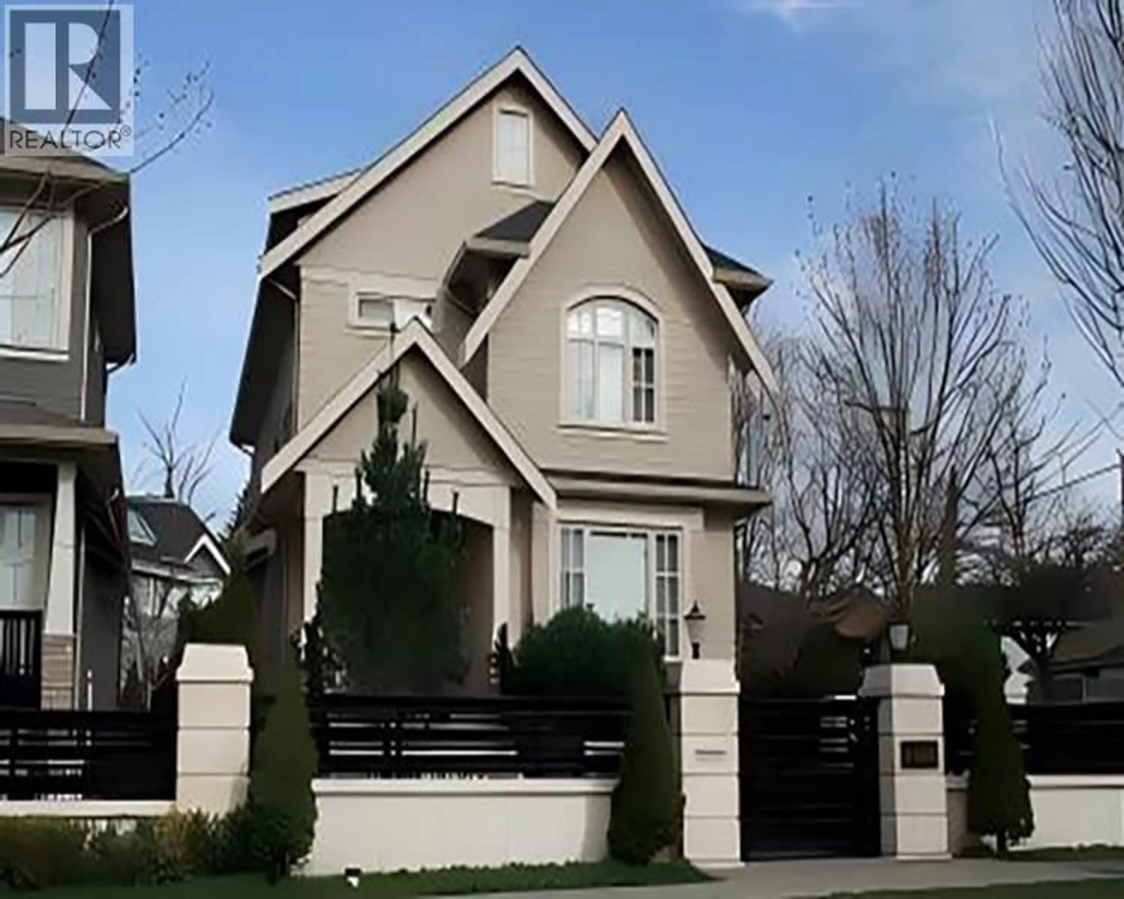 Home with vinyl exterior material, street for 2405 51ST AVENUE, Vancouver British Columbia V6P1E9