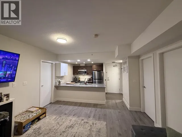 207 - 2957 GLEN DRIVE, Coquitlam 4