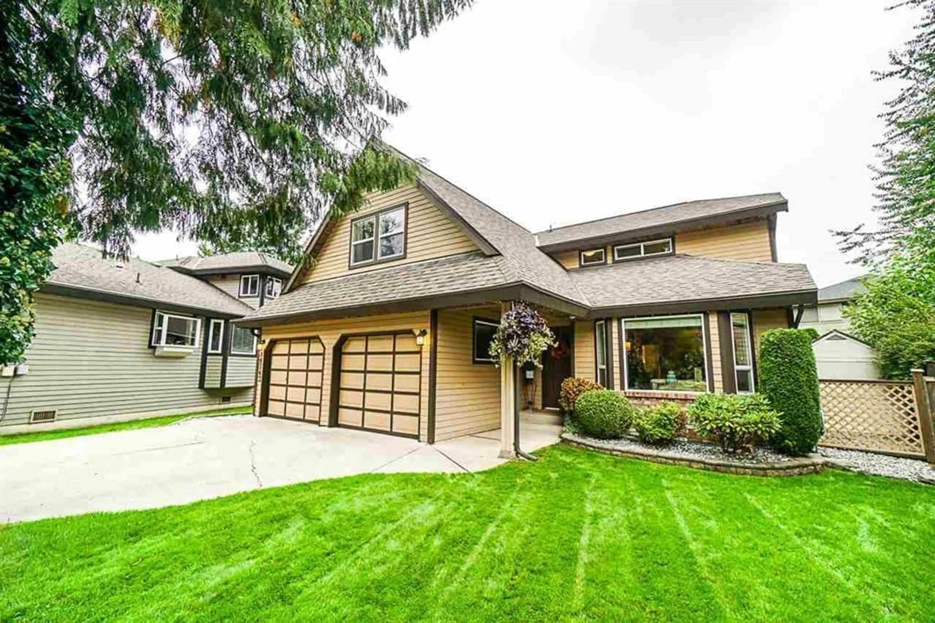 Home with vinyl exterior material, street for 16163 BROOKSIDE GROVE, Surrey British Columbia V4N1S8