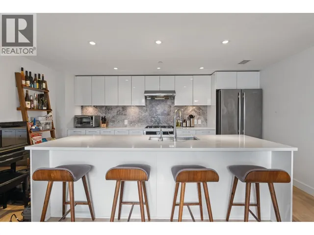 TH112 - 3565 SAWMILL CRESCENT, Vancouver 4