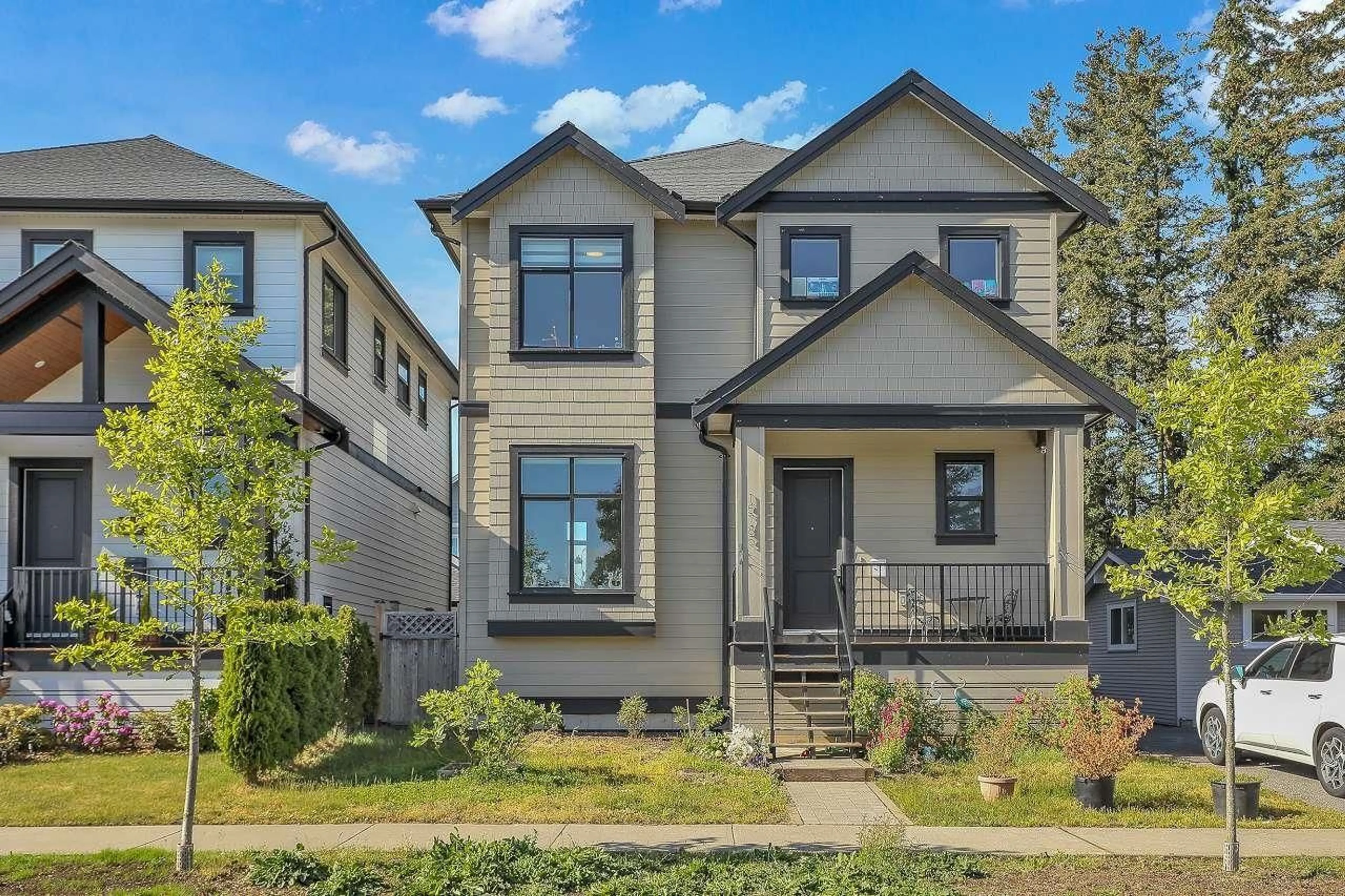 Home with brick exterior material, street for 15785 CRANLEY DRIVE, Surrey British Columbia V4A5C3