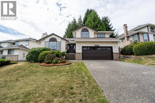 2670 BREWSTER DRIVE, Coquitlam 2