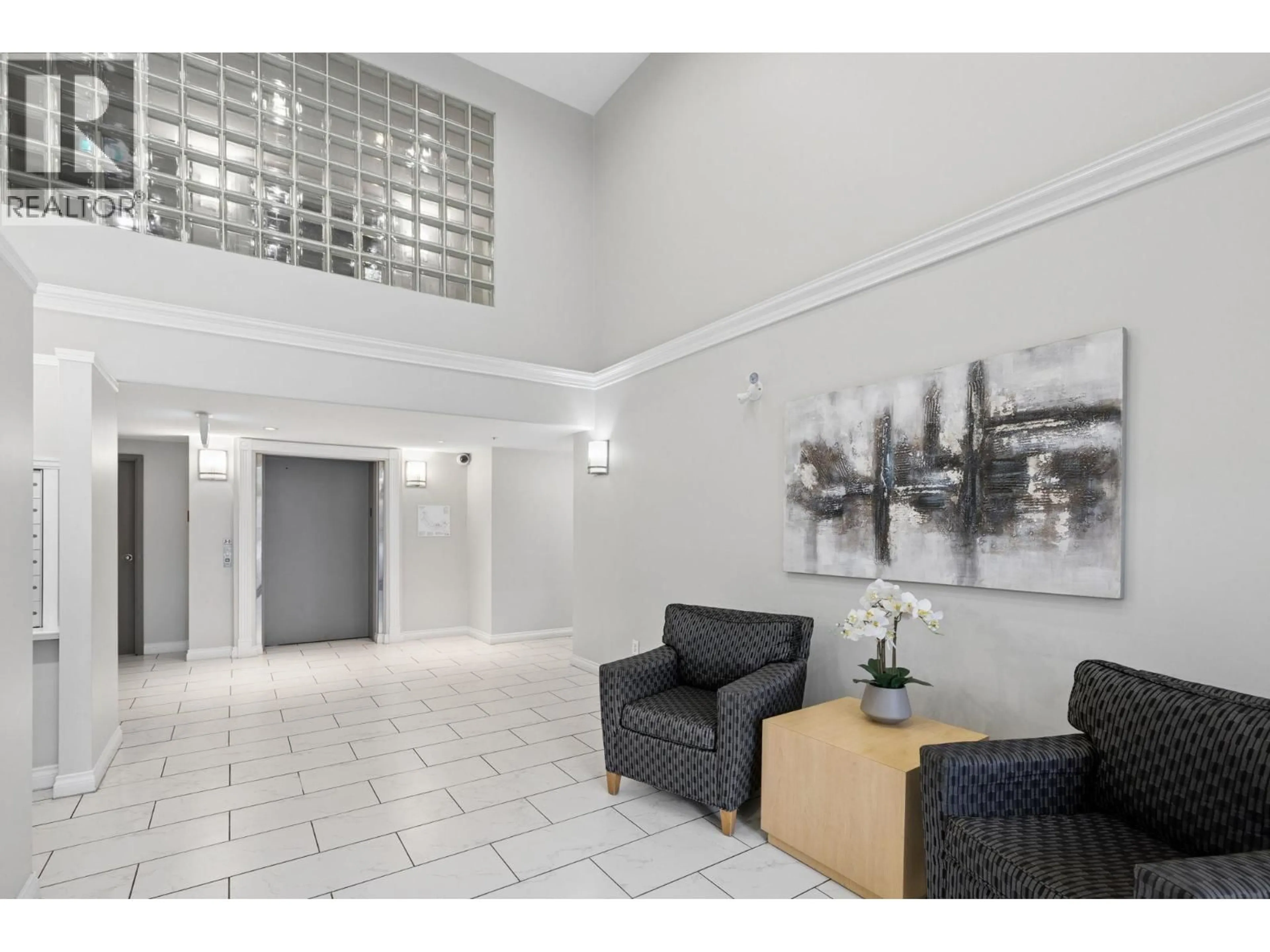 Lobby for 418 - 2960 PRINCESS CRESCENT, Coquitlam British Columbia V3B7P2