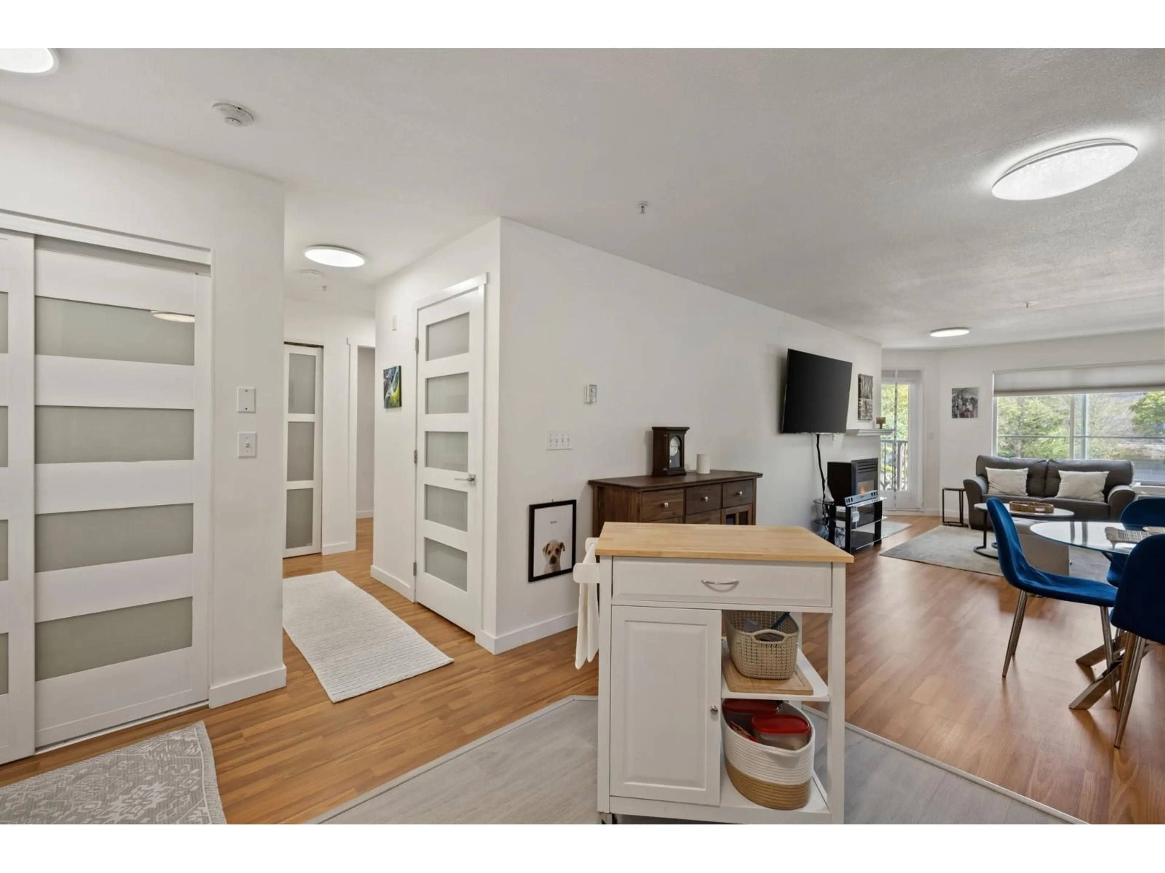 Unknown for 202 - 5765 GLOVER ROAD, Langley British Columbia V3A8M8