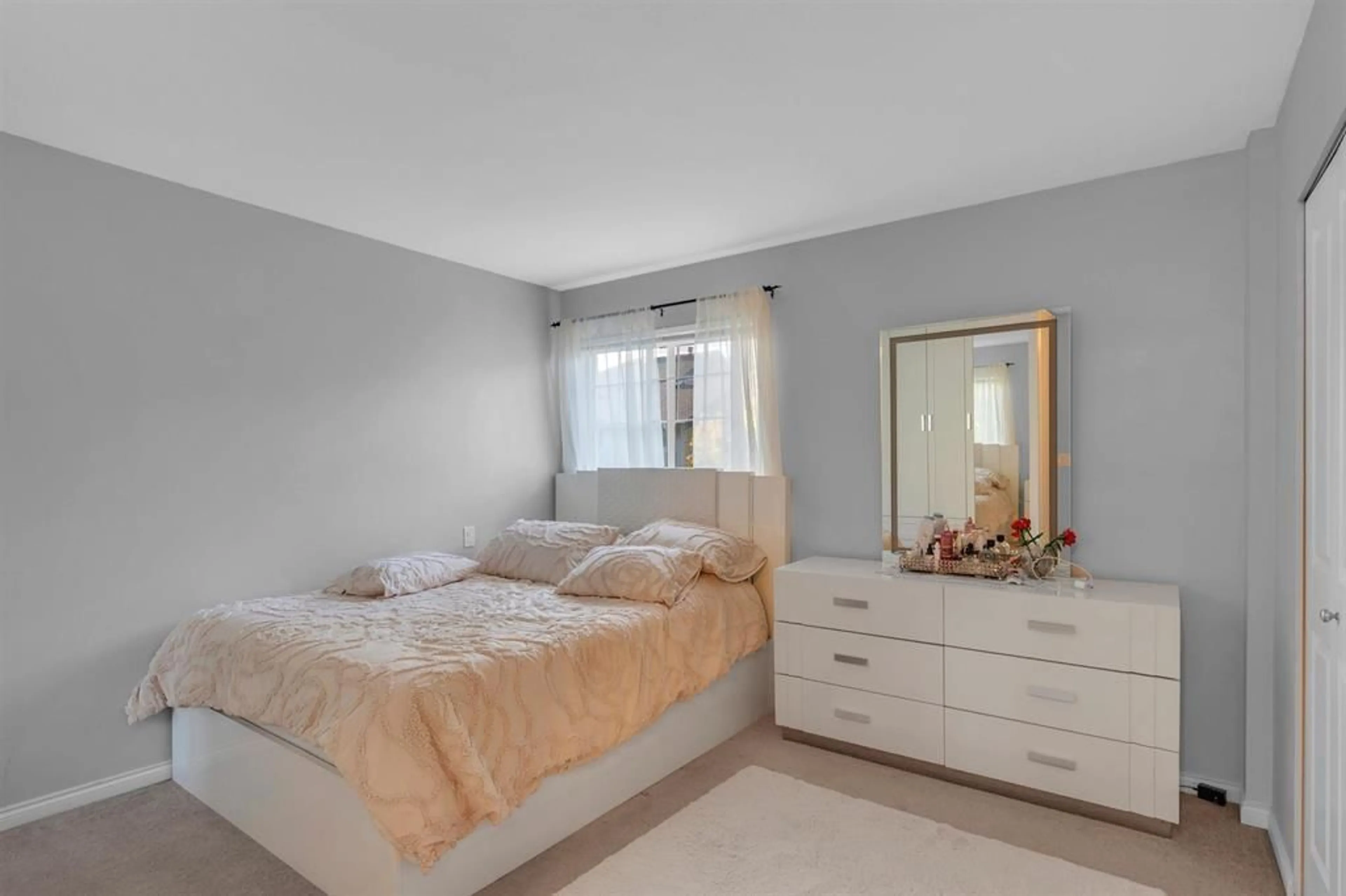 Bedroom with bed, unknown for 40 - 6533 121 STREET AVENUE, Surrey British Columbia V3W1M5