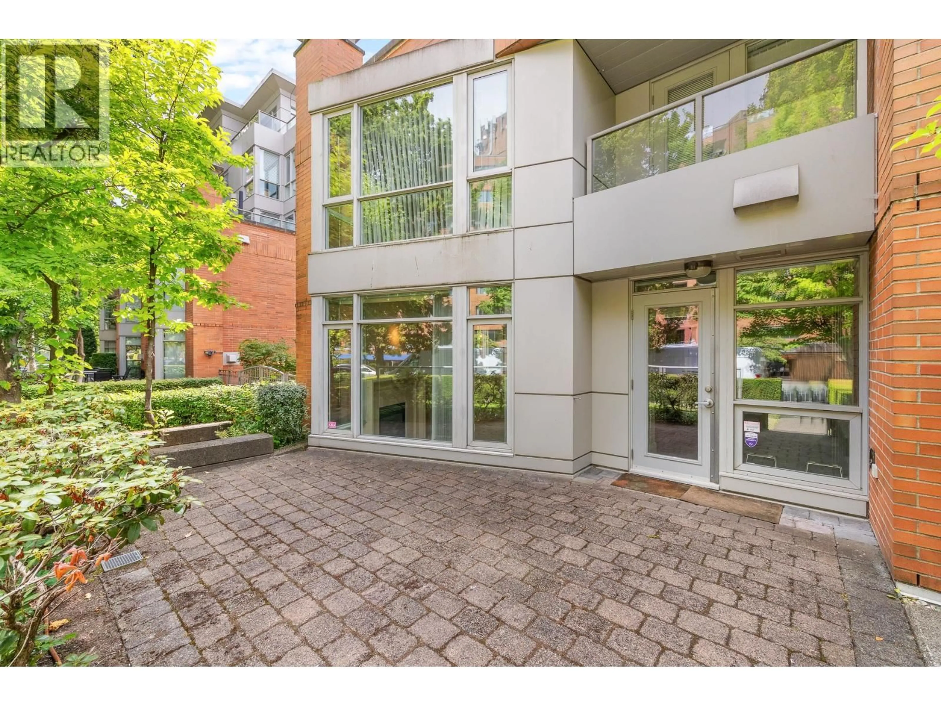 Unknown for 201 - 638 45TH AVENUE, Vancouver British Columbia V5Z4R8