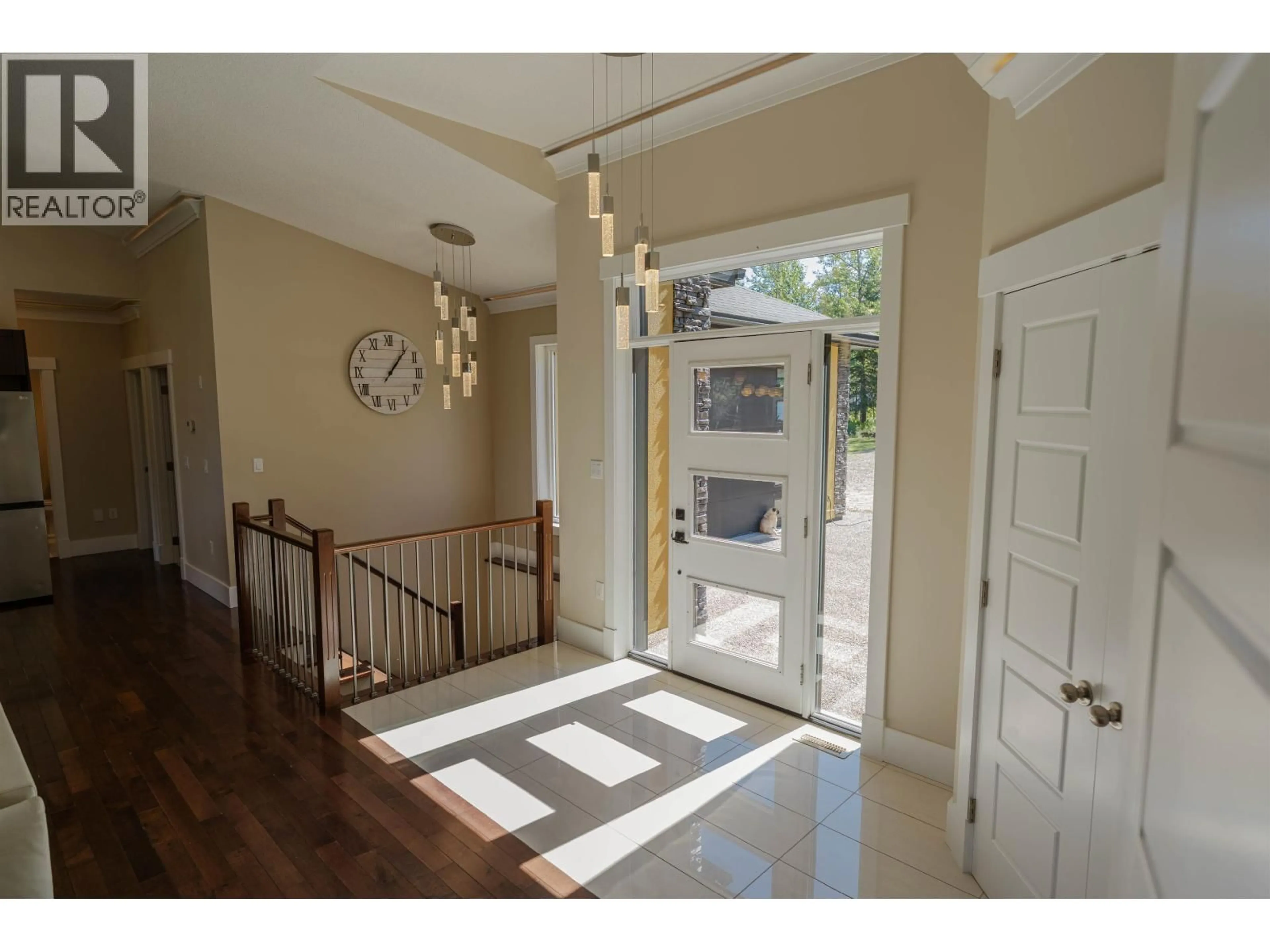 Indoor entryway for 13609 BLUEJAY STREET, Fort St. John British Columbia V0C1H0