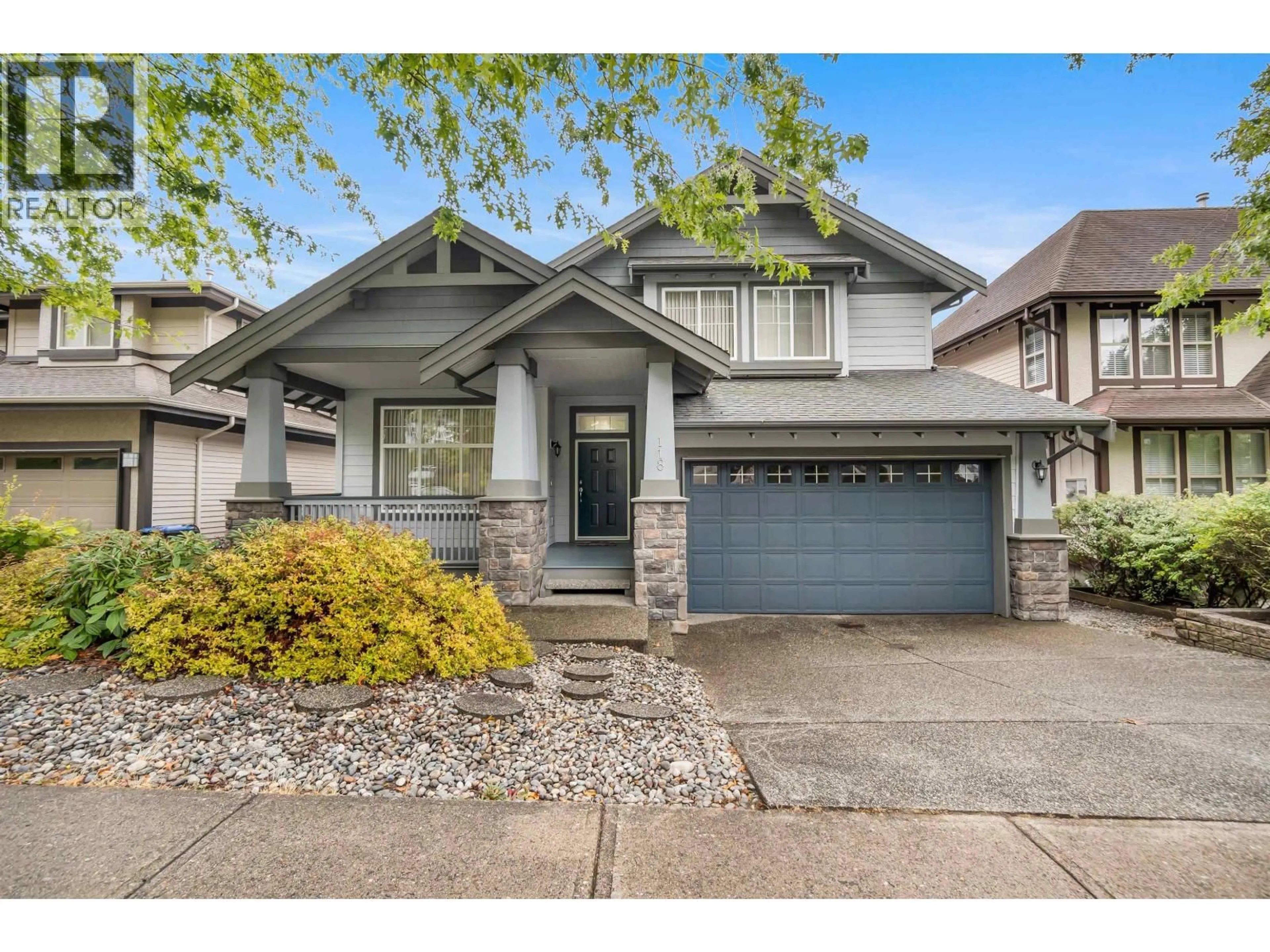 Home with vinyl exterior material, street for 118 FERNWAY DRIVE, Port Moody British Columbia V3H5L9