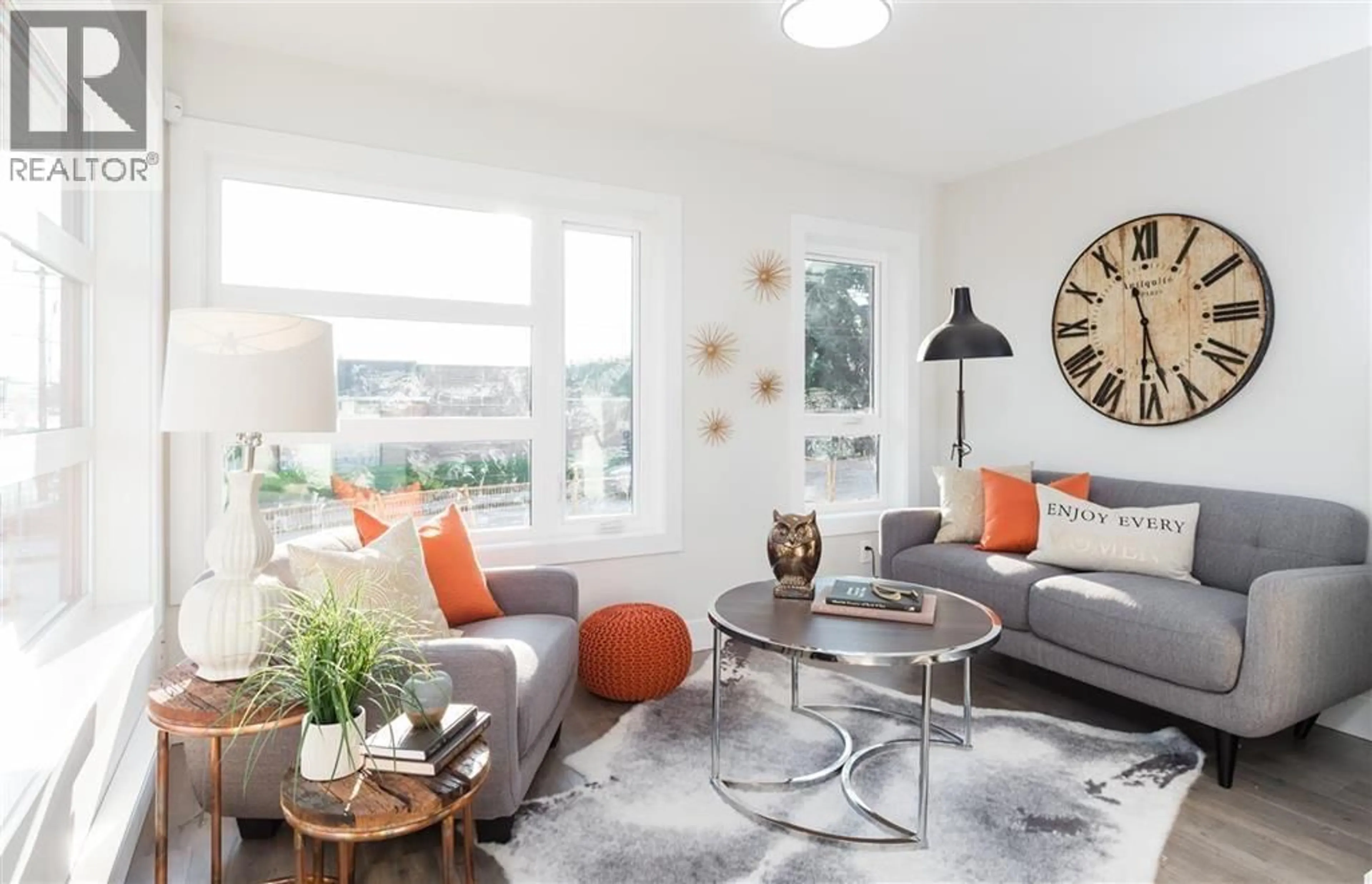 Living room with furniture, unknown for 111 - 7499 6TH STREET, Burnaby British Columbia V3N1P2