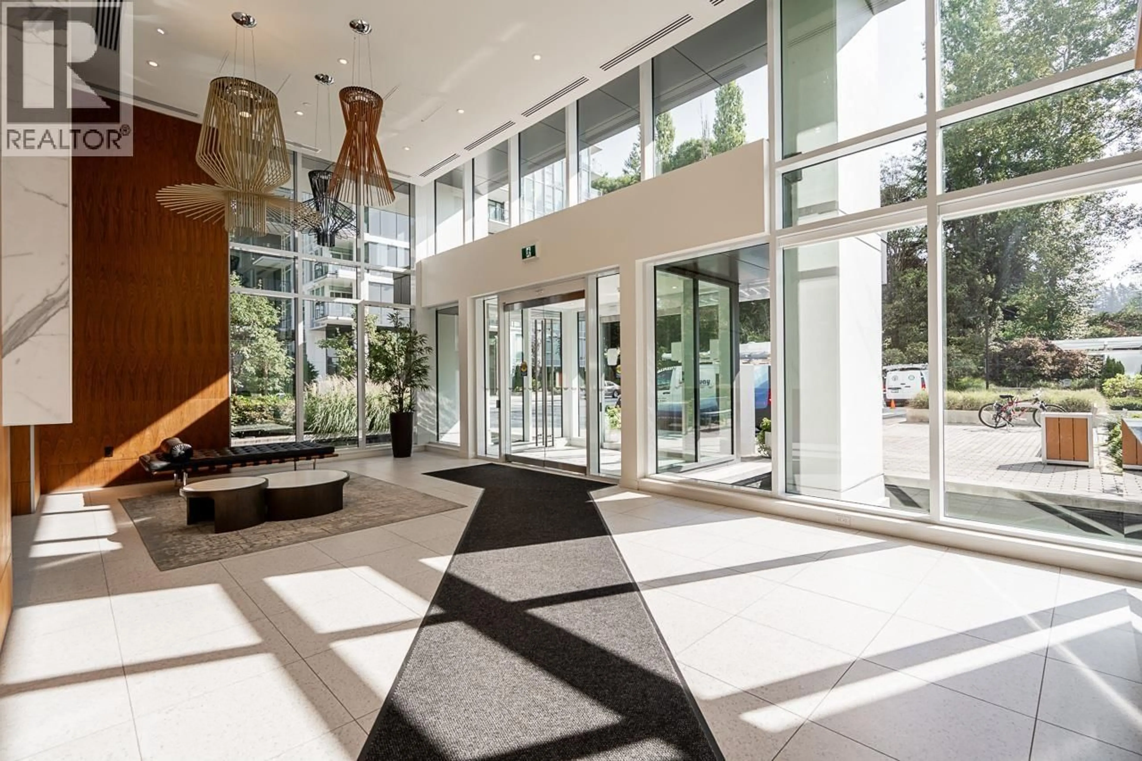 Lobby for 2004 - 585 AUSTIN AVENUE, Coquitlam British Columbia V3K0G6