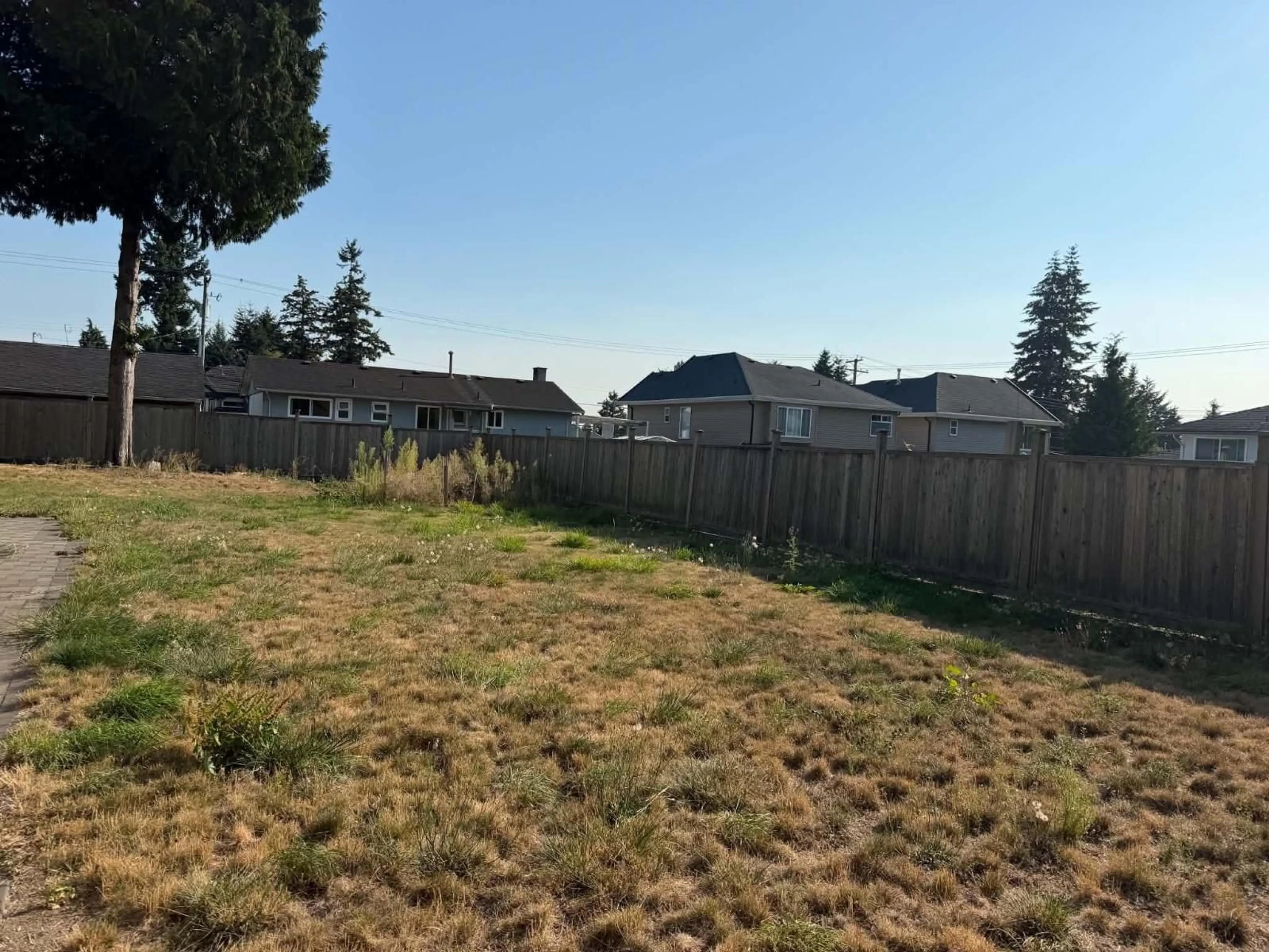A pic from outside/outdoor area/front of a property/back of a property/a pic from drone, mountain view for 11890 GILMOUR CRESCENT, Delta British Columbia V4C1L1