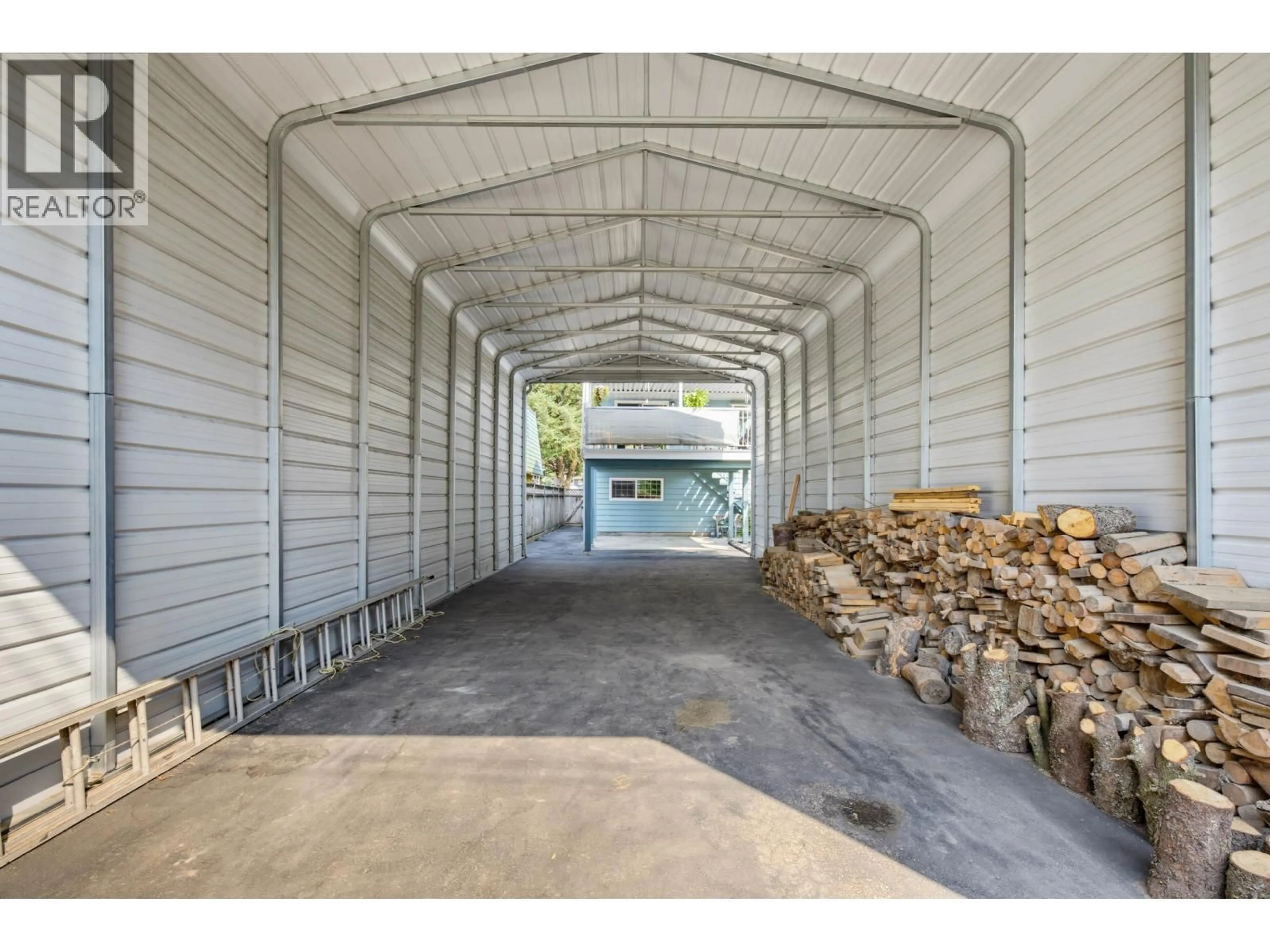 Indoor garage for 3575 COAST MERIDIAN ROAD, Port Coquitlam British Columbia V3B3N7