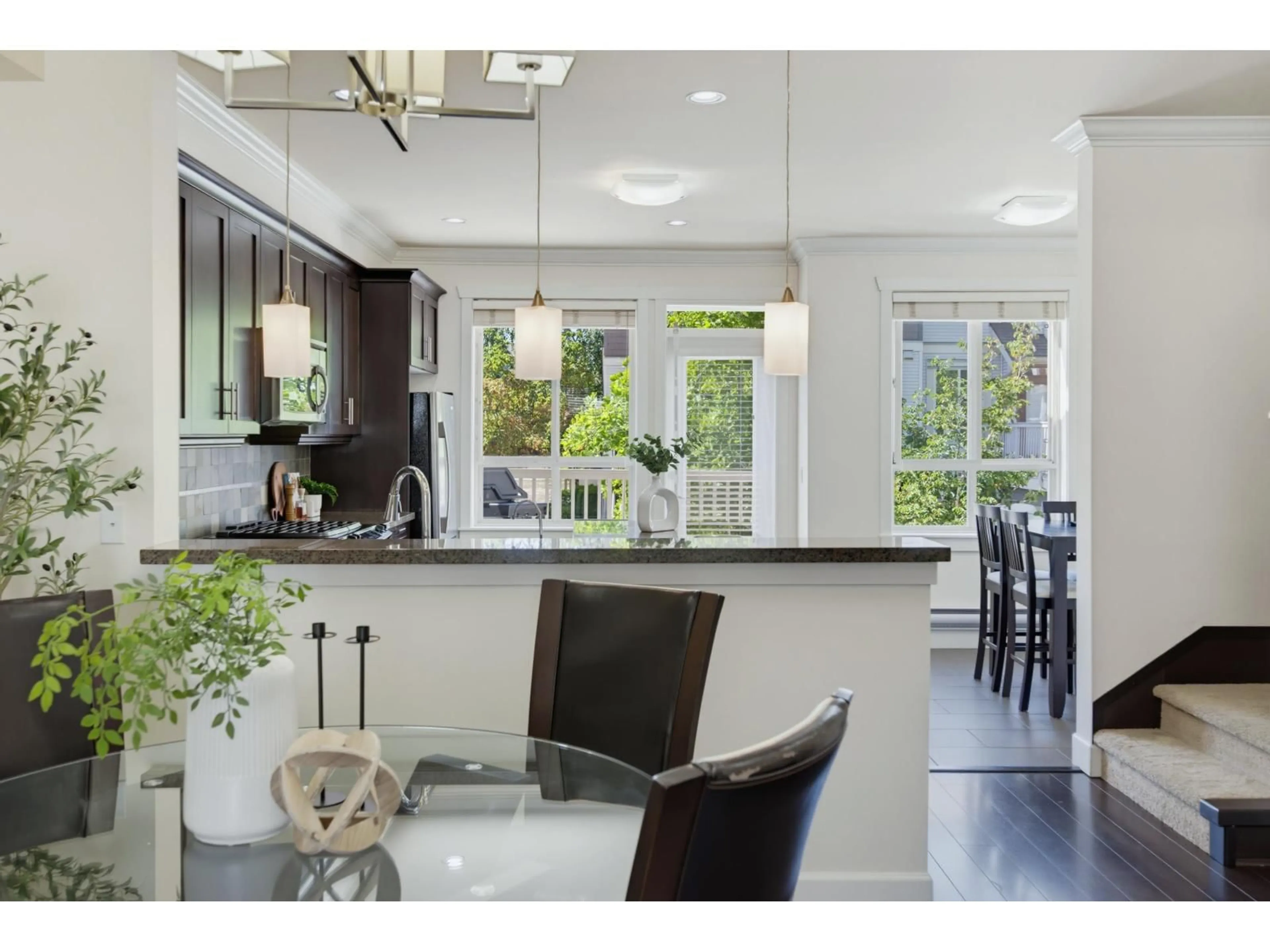 Open concept kitchen, ceramic/tile floor for 29 - 19560 68 AVENUE, Surrey British Columbia V4N5Y5