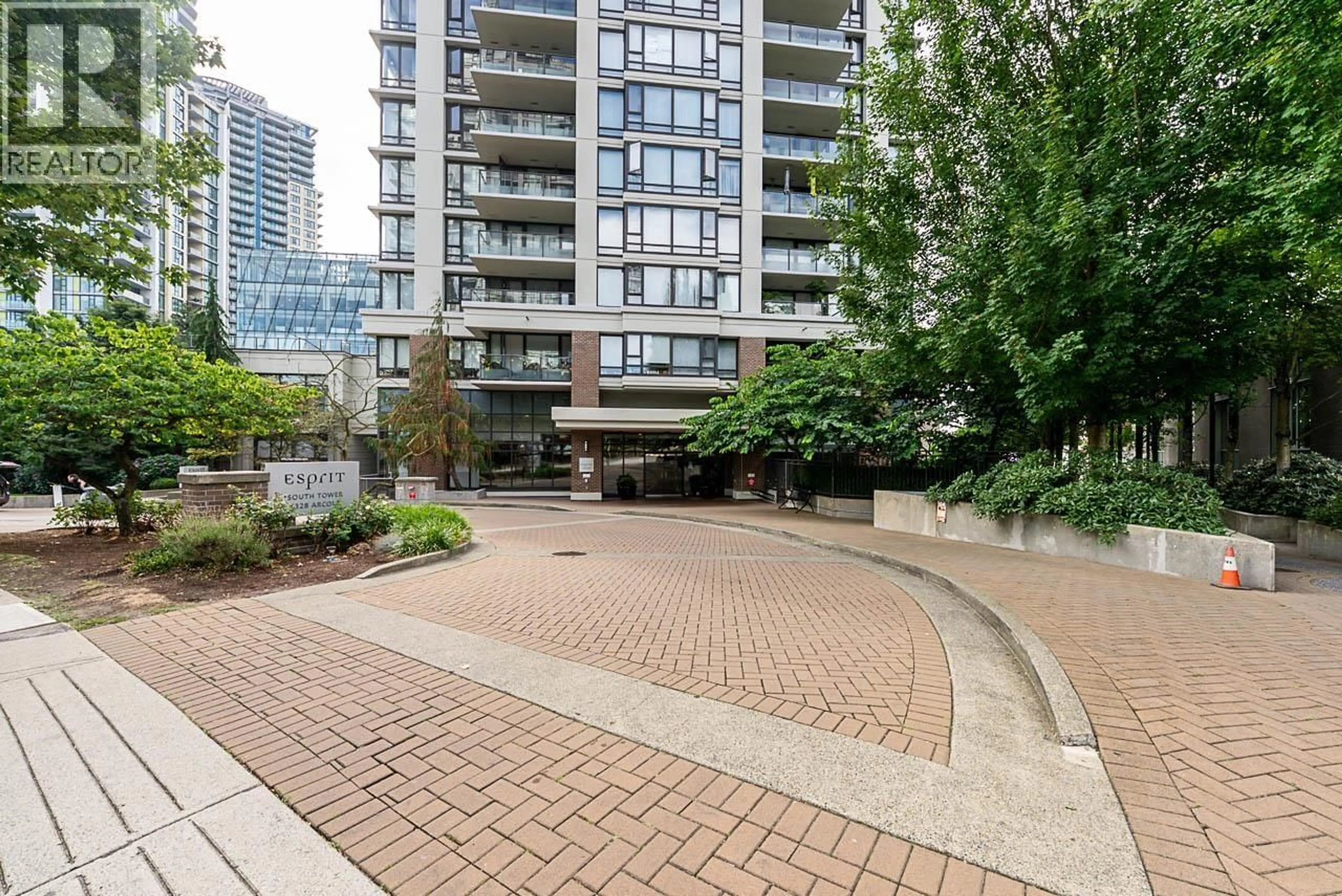 Patio, street for 1205 - 7328 ARCOLA STREET, Burnaby British Columbia V5E0A7