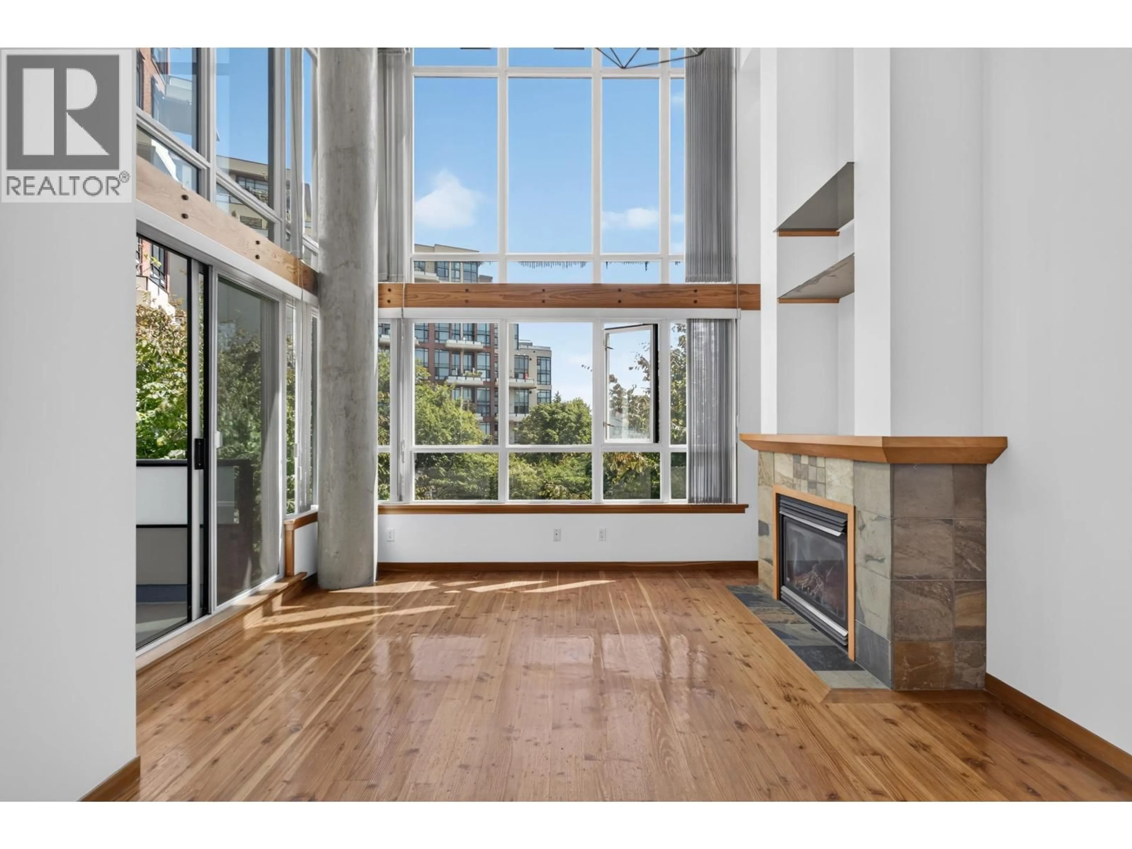 Unknown for 201 - 7 RIALTO COURT, New Westminster British Columbia V3M7A8