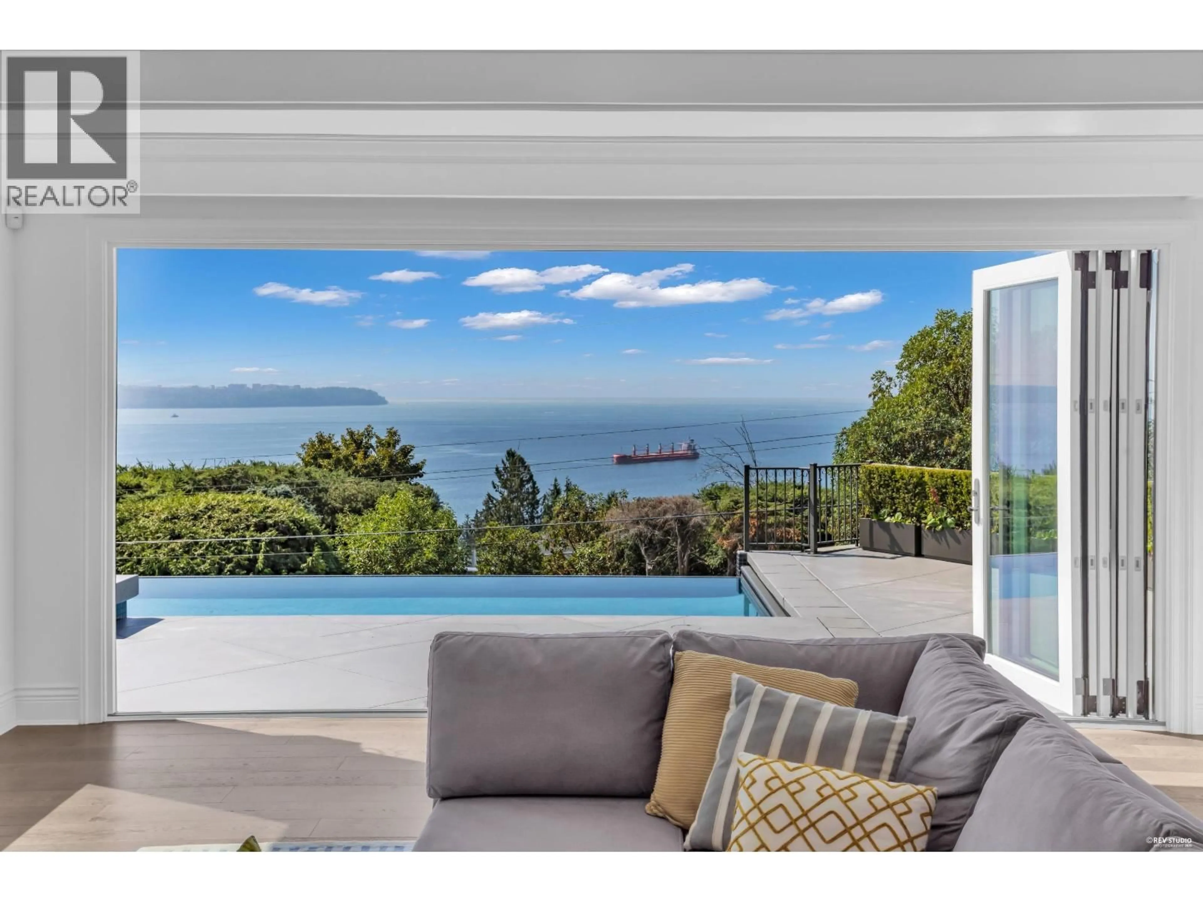 Unknown for 4135 BURKEHILL PLACE, West Vancouver British Columbia V7V3M8