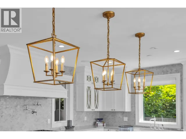 4135 BURKEHILL PLACE, West Vancouver 5