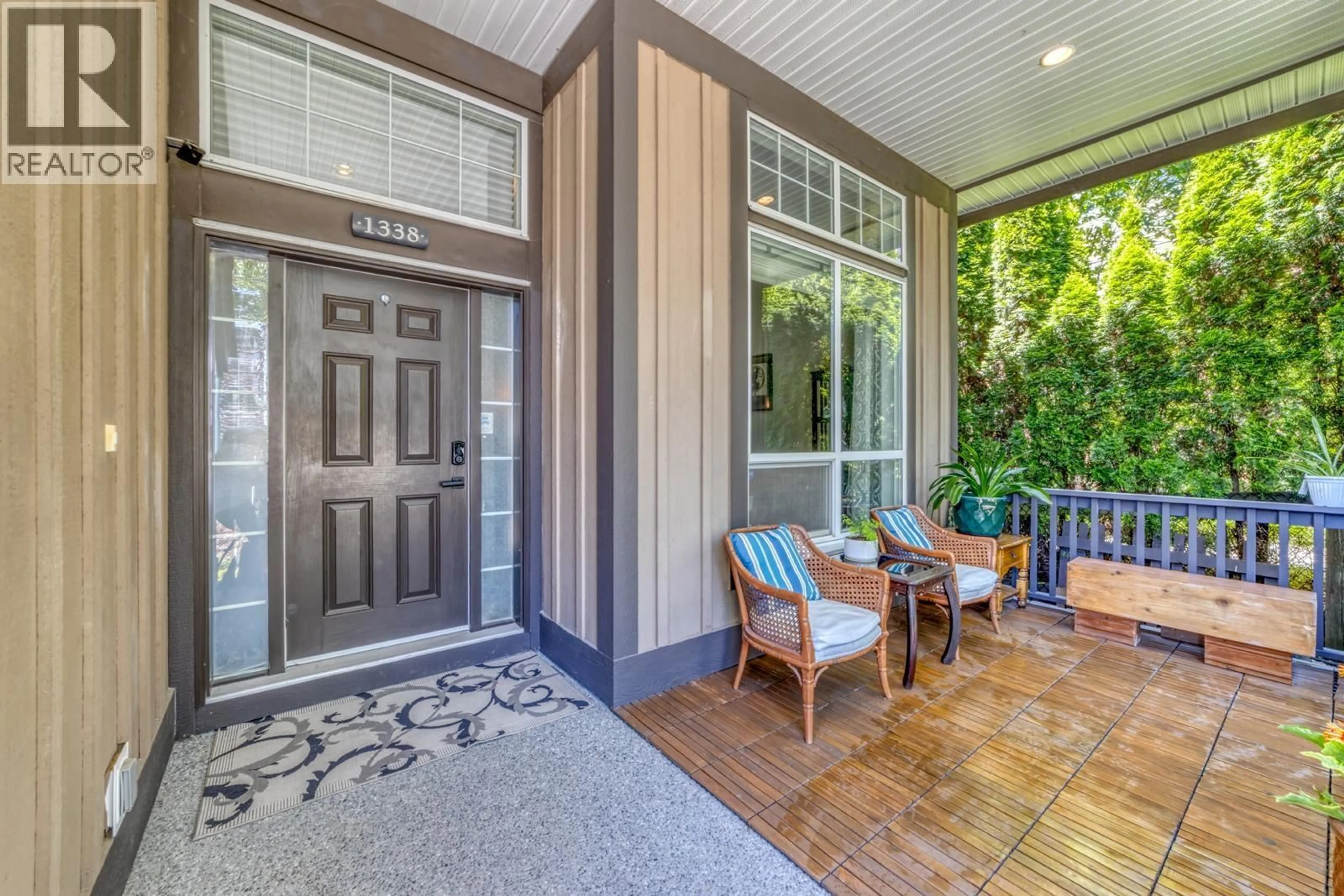 Indoor entryway for 1338 FIFESHIRE STREET, Coquitlam British Columbia V3E0C8
