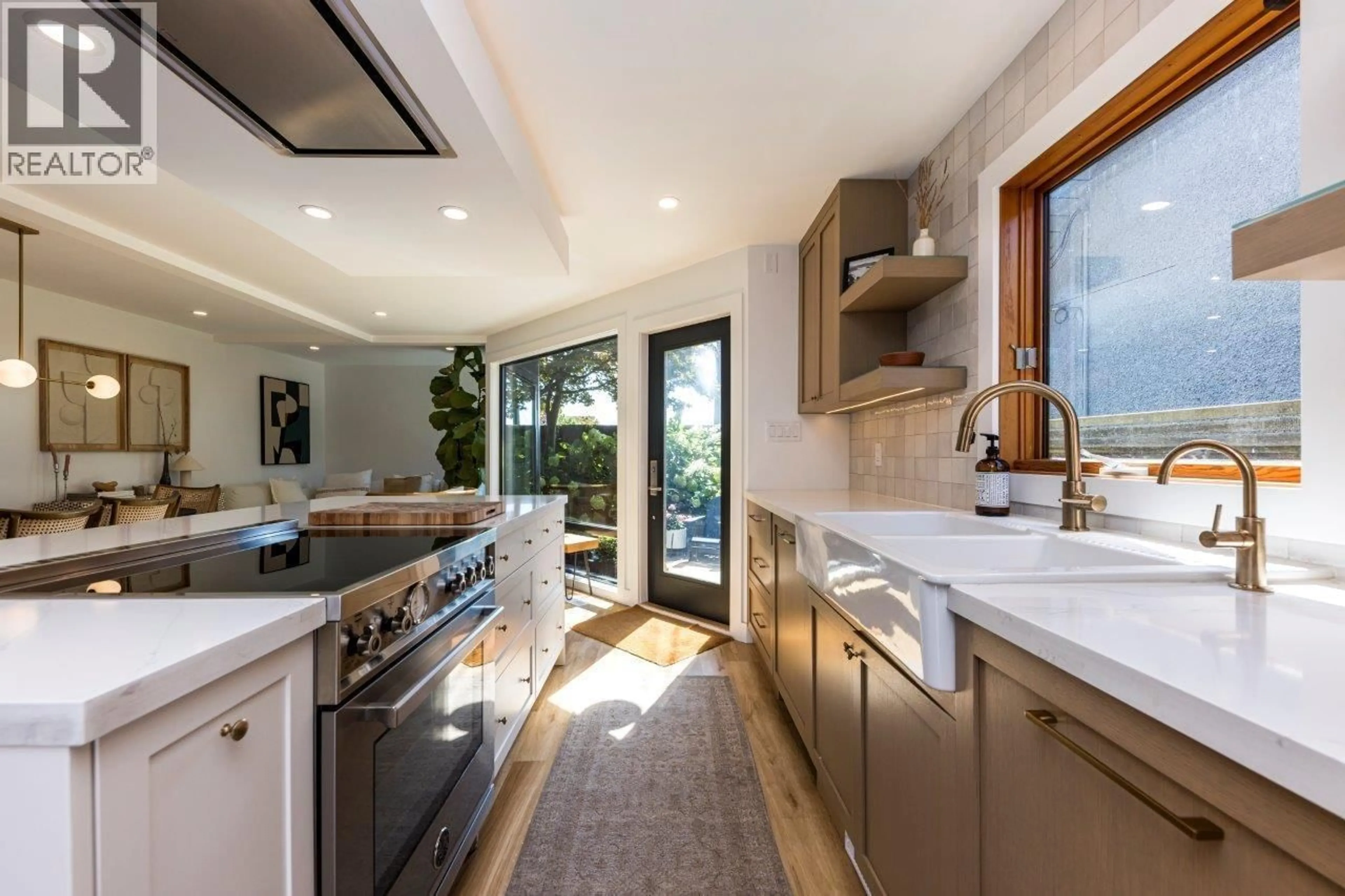 Contemporary kitchen, ceramic/tile floor for 126 ST. JAMES ROAD, North Vancouver British Columbia V7N1K9
