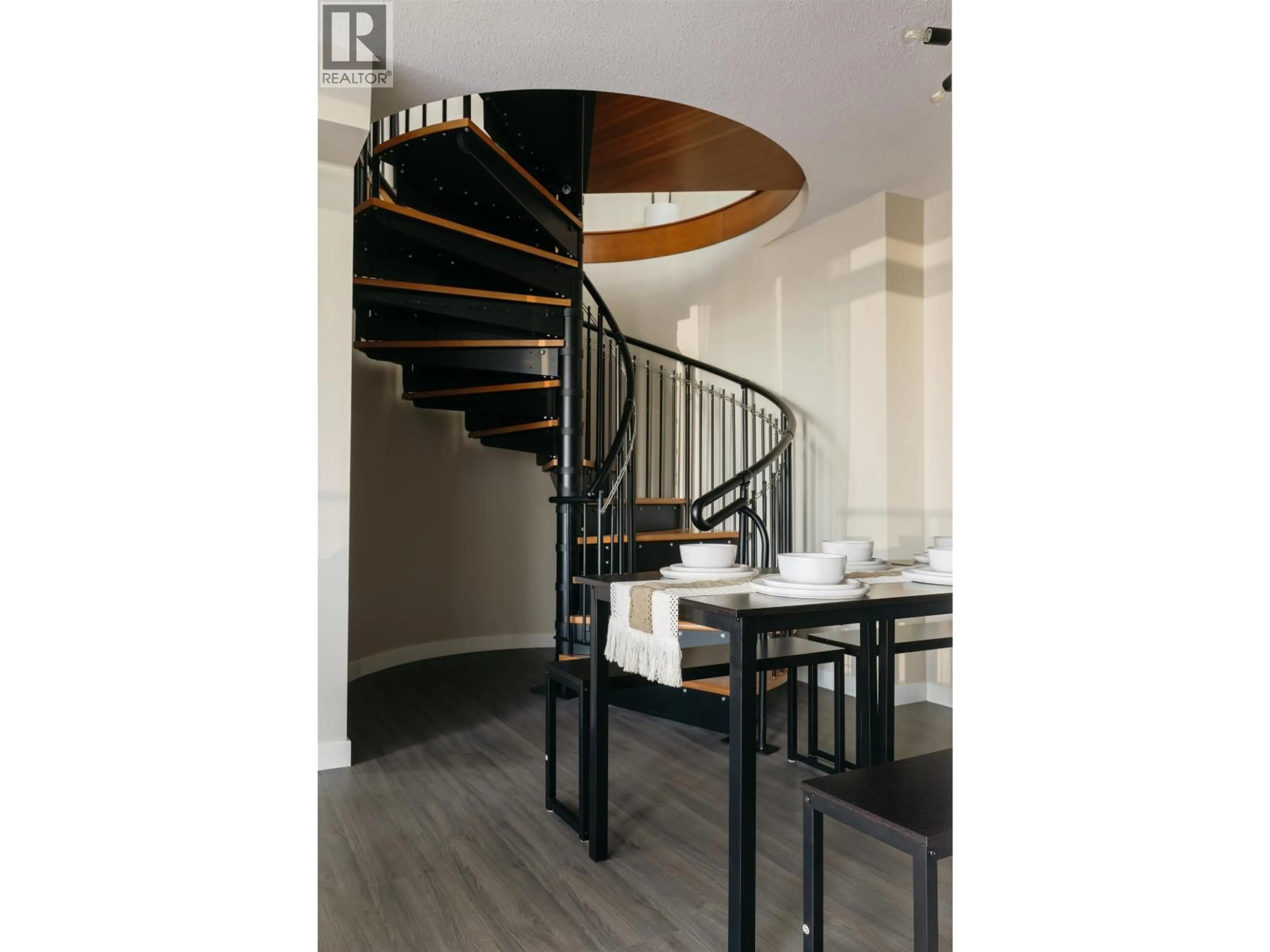 Stairs for 711 - 618 ABBOTT STREET, Vancouver British Columbia V6B0B9
