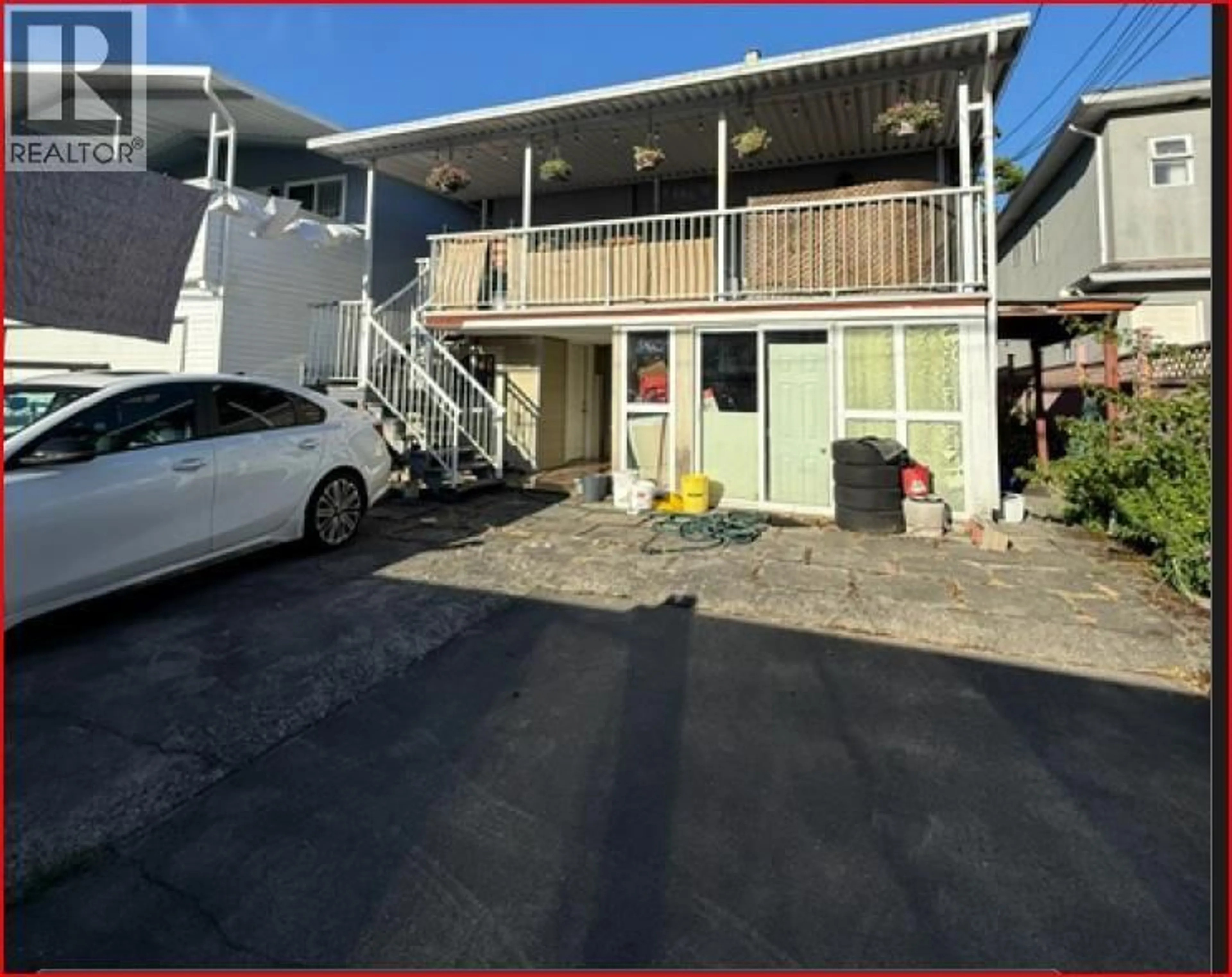 Unknown for 5441 DUNDEE STREET, Vancouver British Columbia V5R3T8