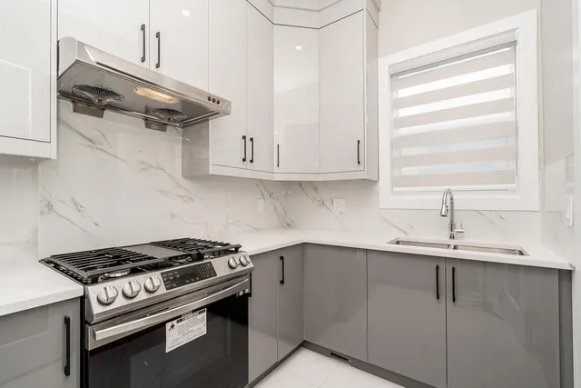 13955 60A AVENUE, Surrey 5