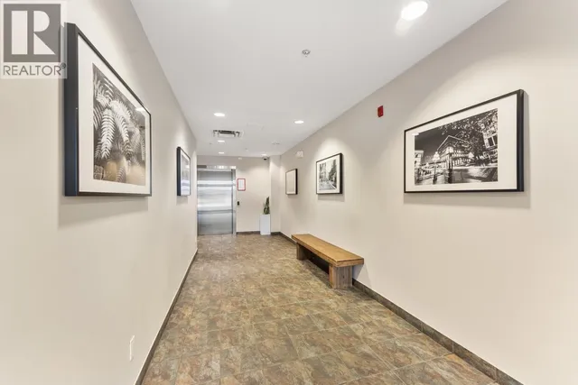 206 - 2636 HASTINGS STREET, Vancouver 3