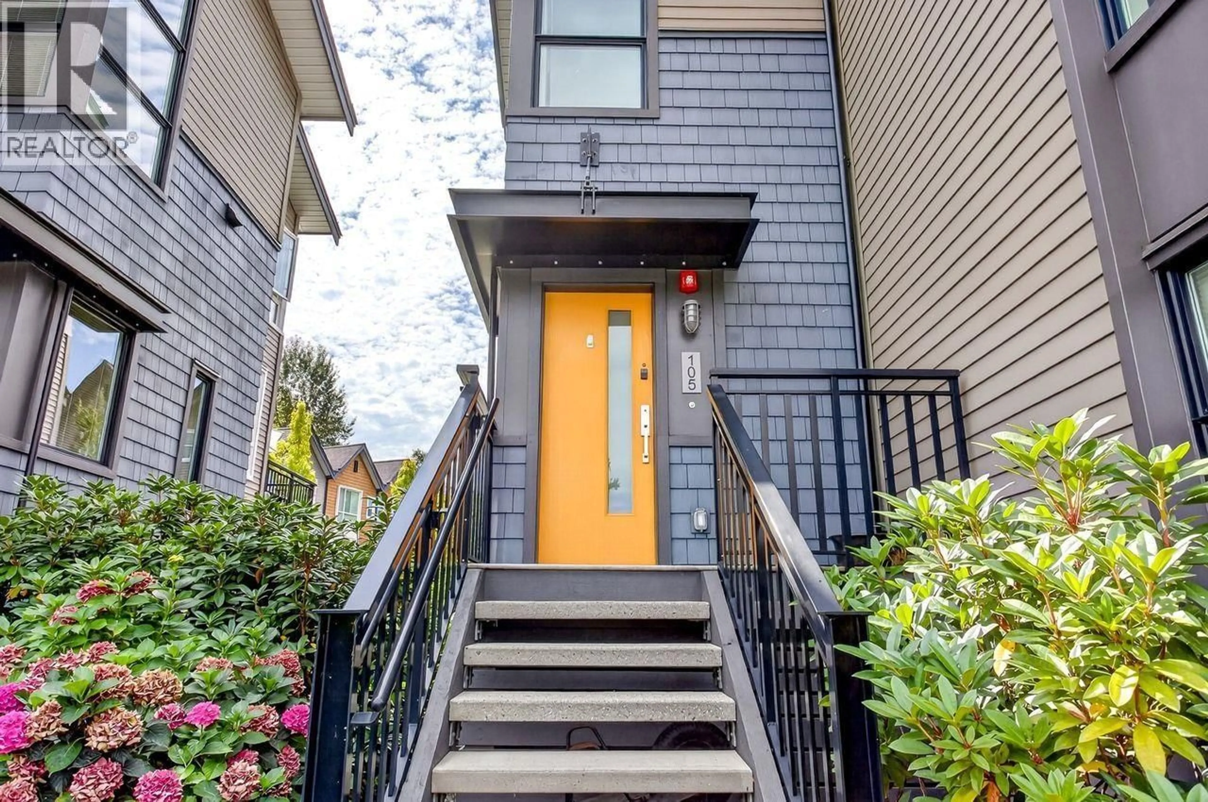 Indoor entryway for 105 - 2380 RANGER LANE, Port Coquitlam British Columbia V3B0M4