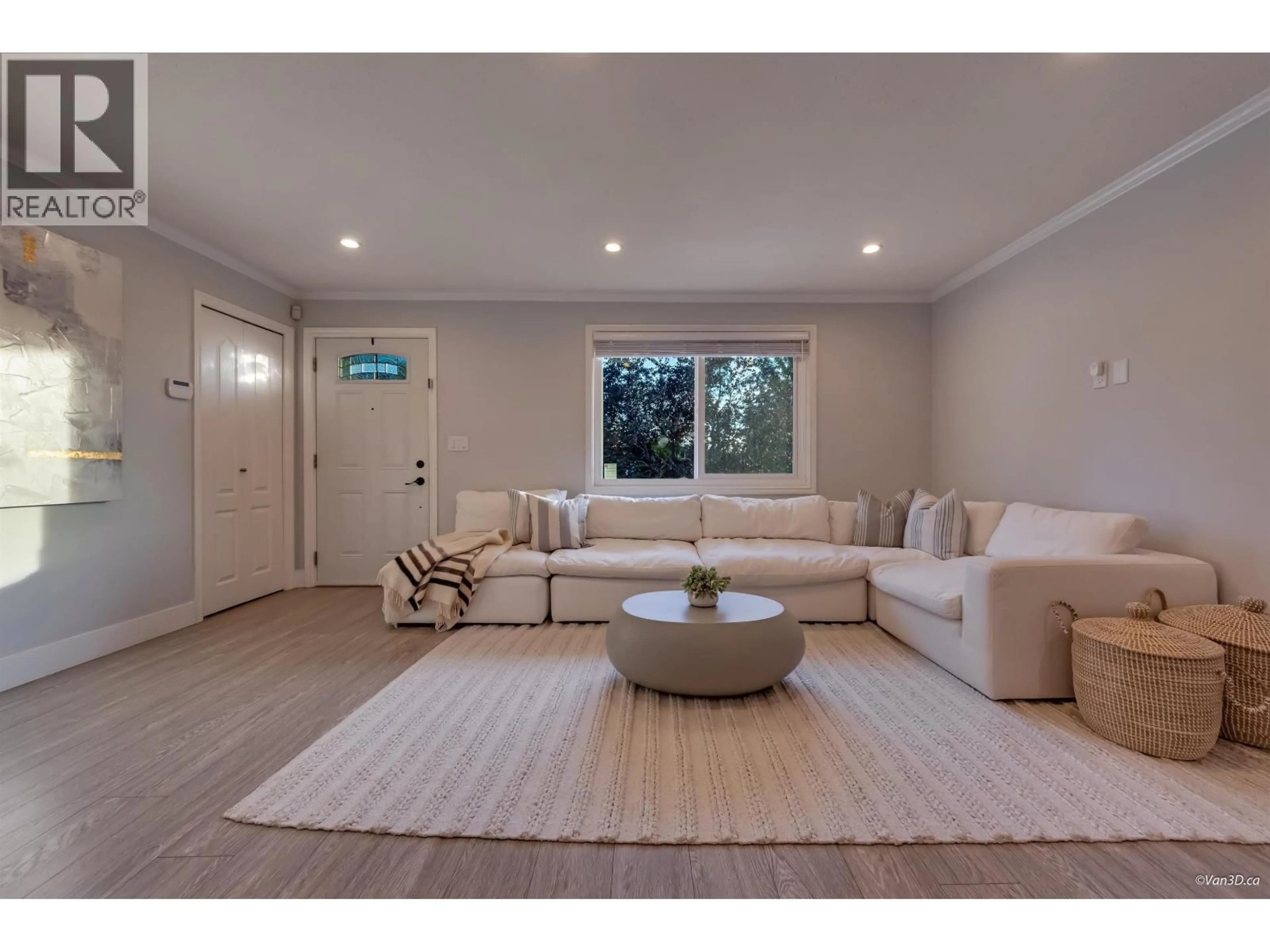 Living room with furniture, unknown for 21 MALTA PLACE, Vancouver British Columbia V5M4C4