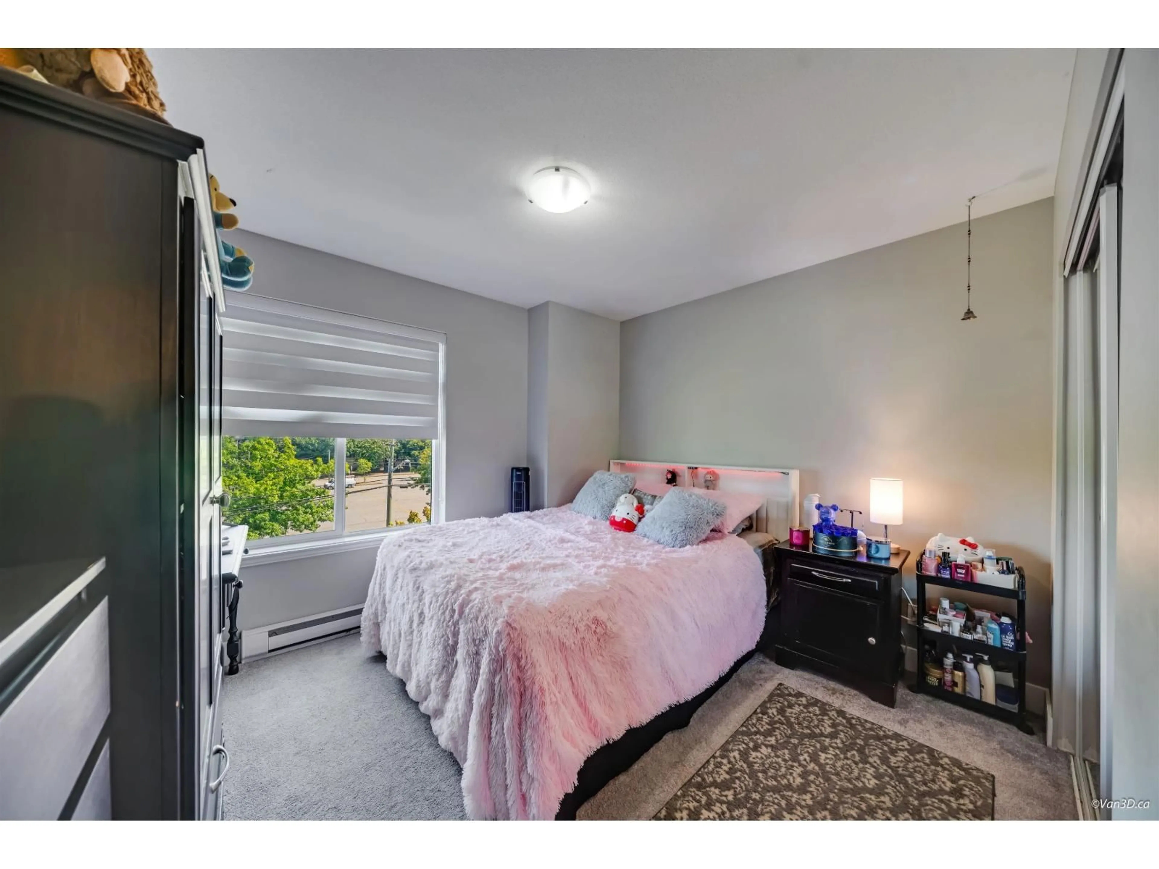 Bedroom with bed, unknown for 9 - 6299 144 STREET, Surrey British Columbia V3X1A2