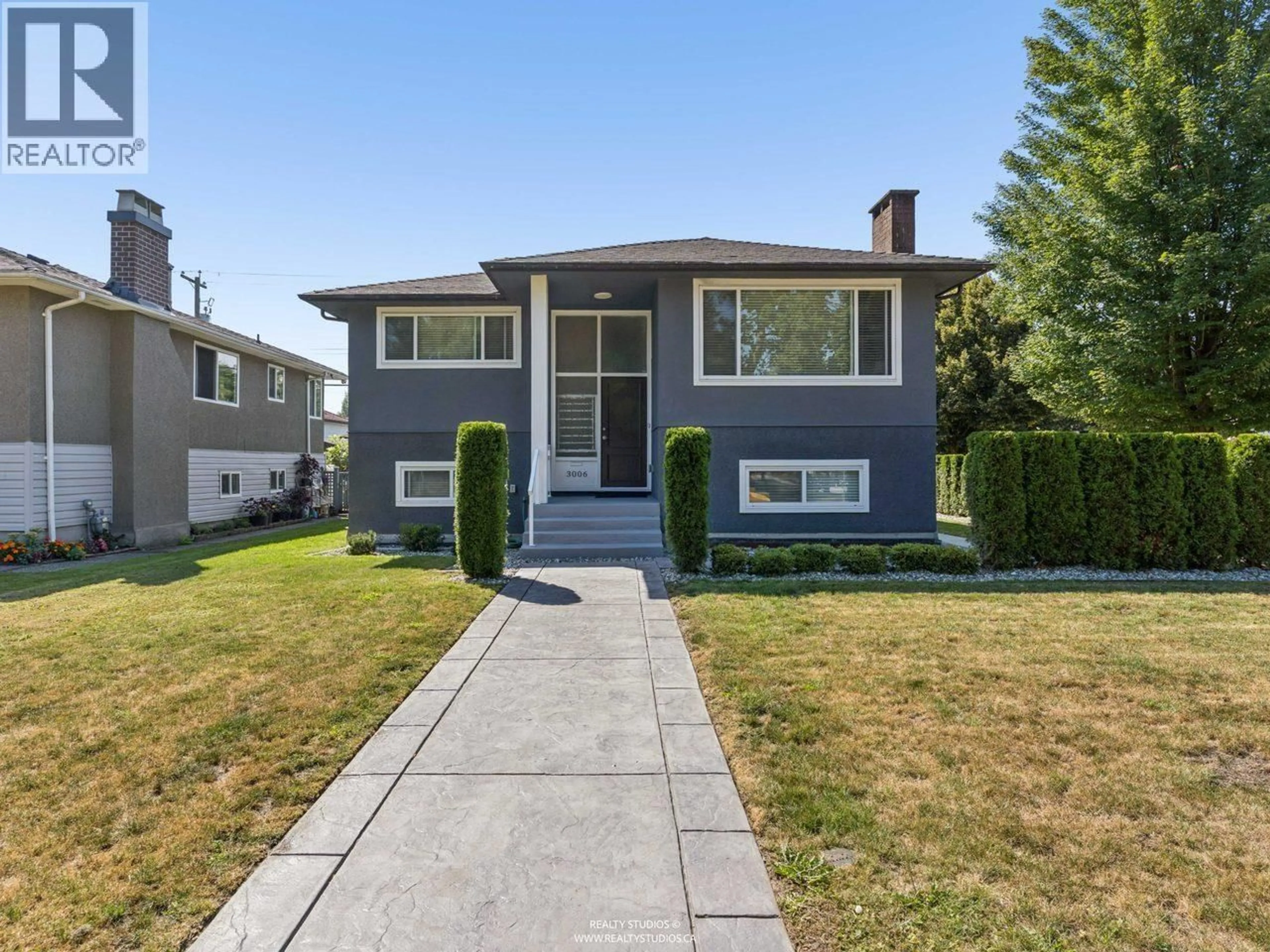 Home with vinyl exterior material, street for 3006 GEORGIA STREET, Vancouver British Columbia V5K2K7