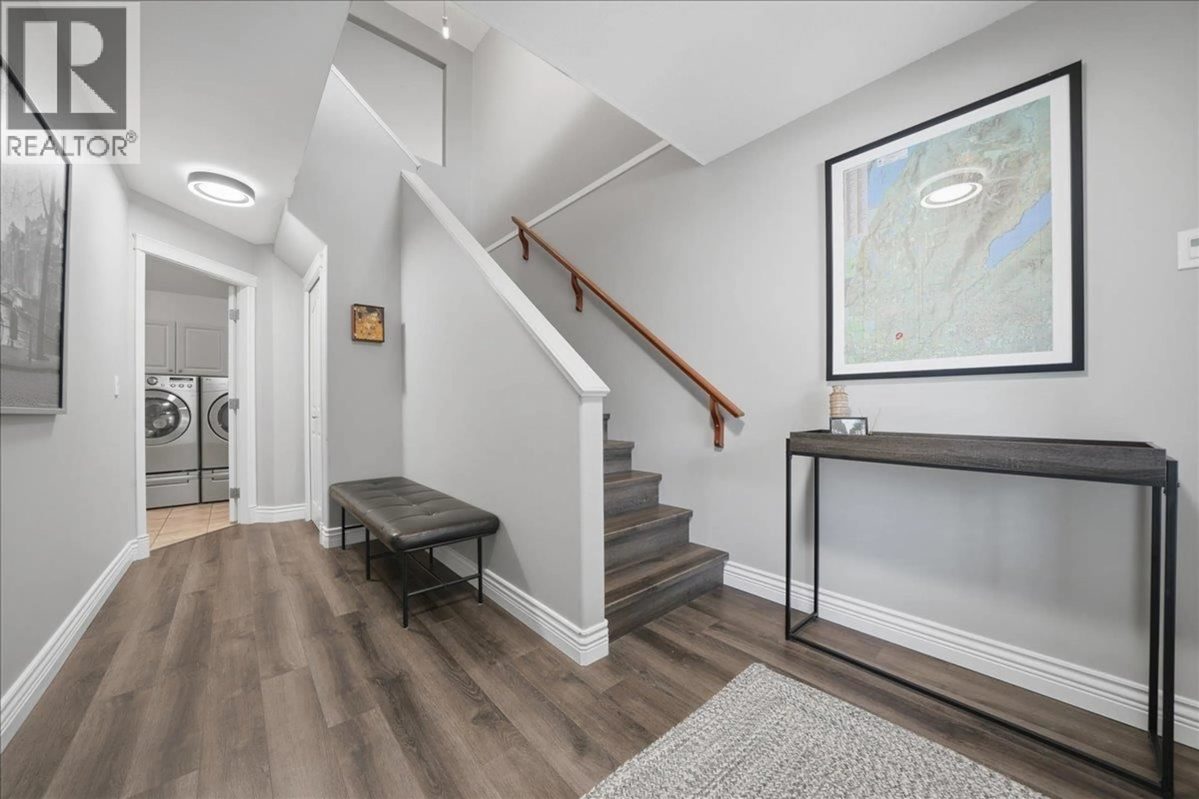 Indoor entryway for 23659 ROCK RIDGE DRIVE, Maple Ridge British Columbia V4R2W2