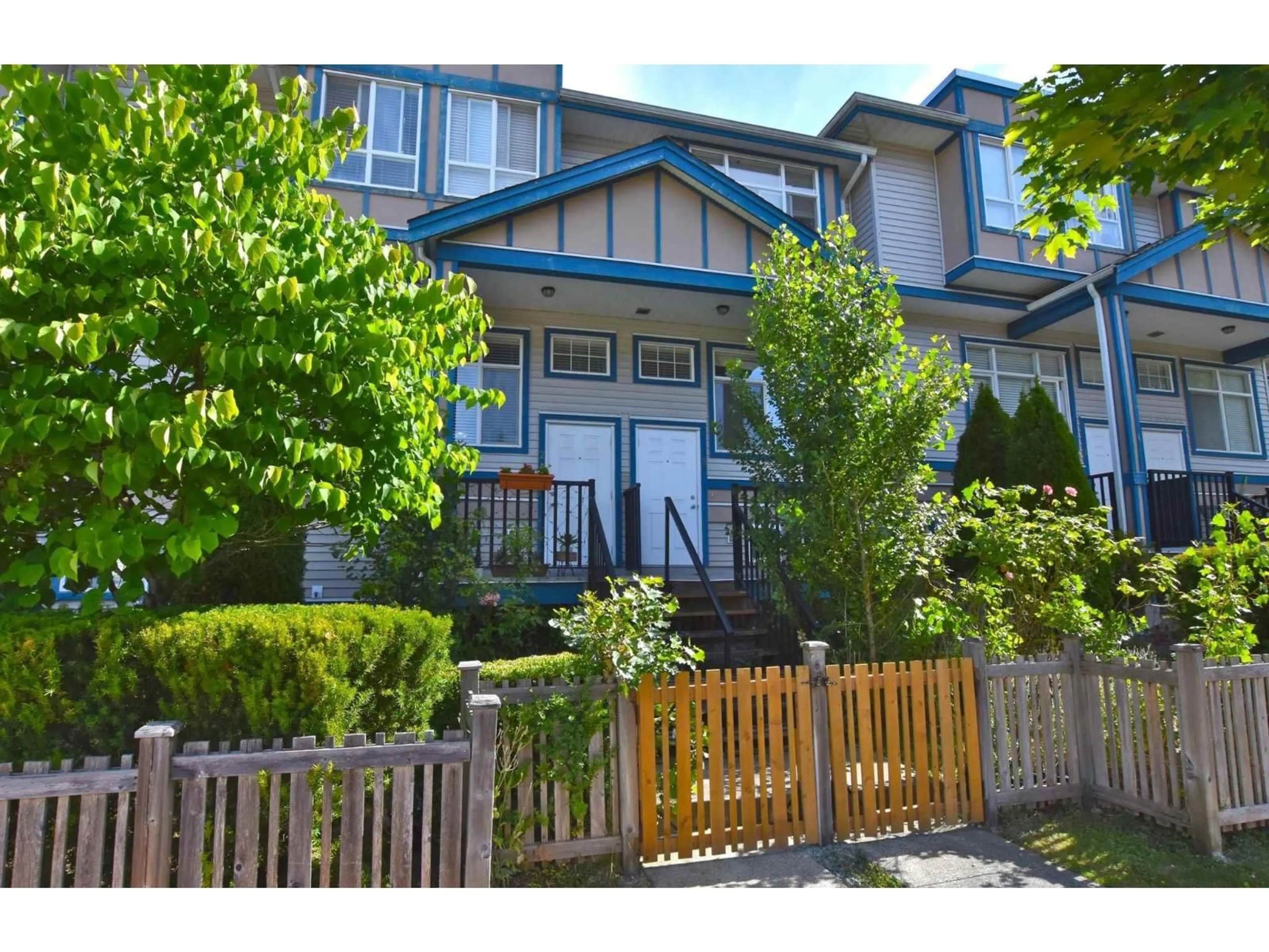 Unknown for 2 - 13899 LAUREL DRIVE, Surrey British Columbia V3T0E3