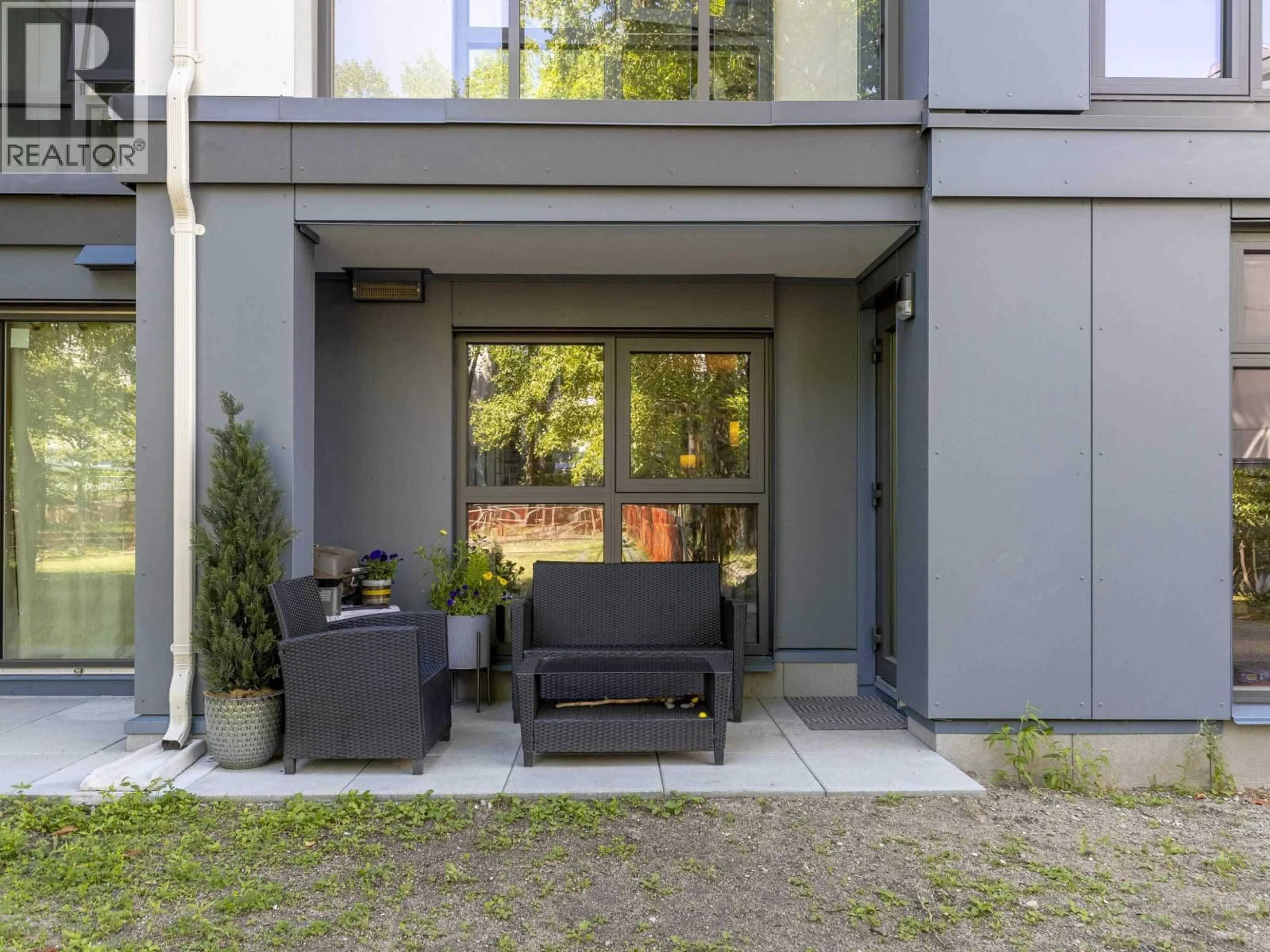 Unknown for 102 - 2528 BROADWAY, Vancouver British Columbia V5M4V2