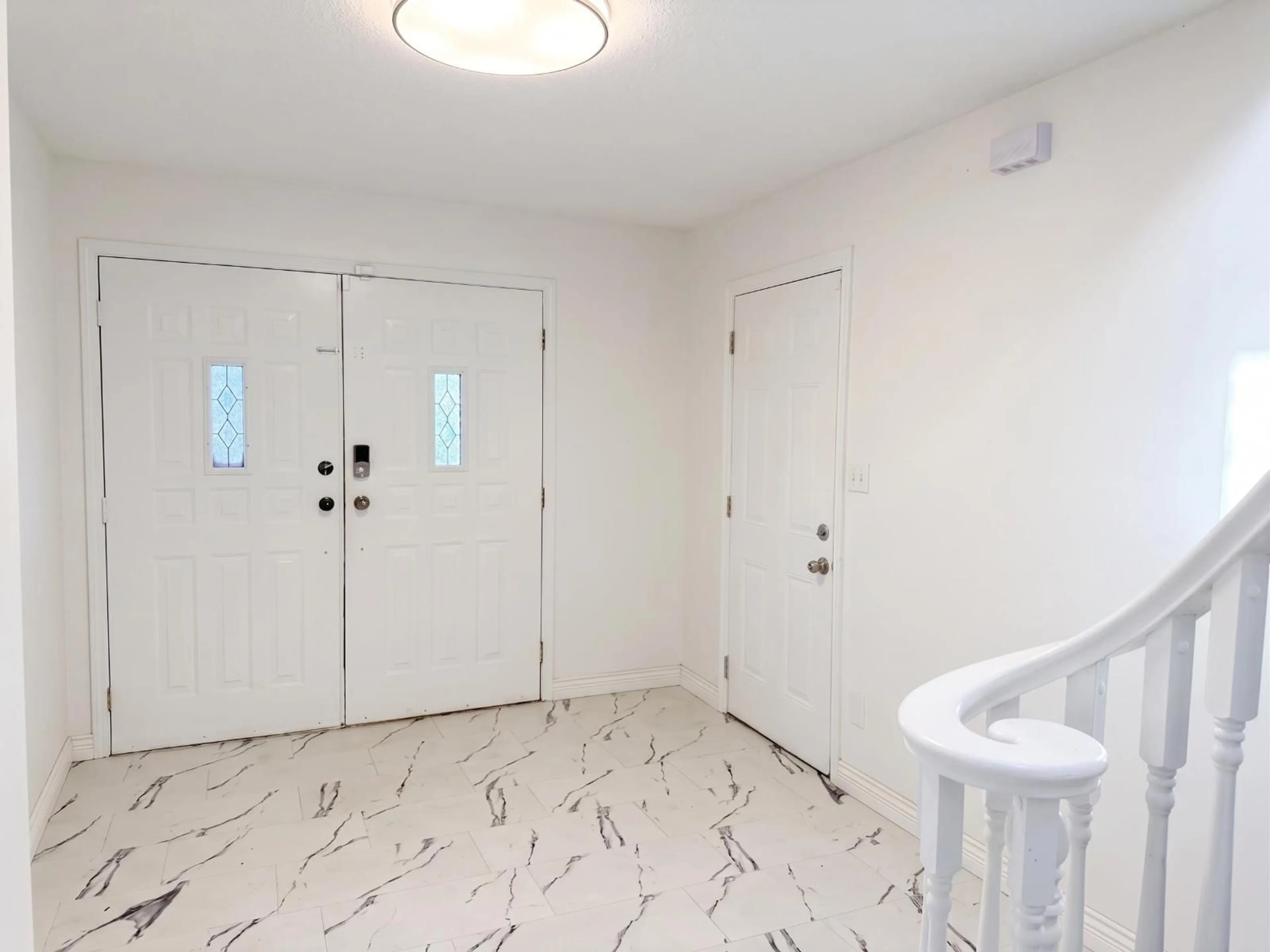Unknown for 11411 WELLINGTON CRESCENT, Surrey British Columbia V3R9H1