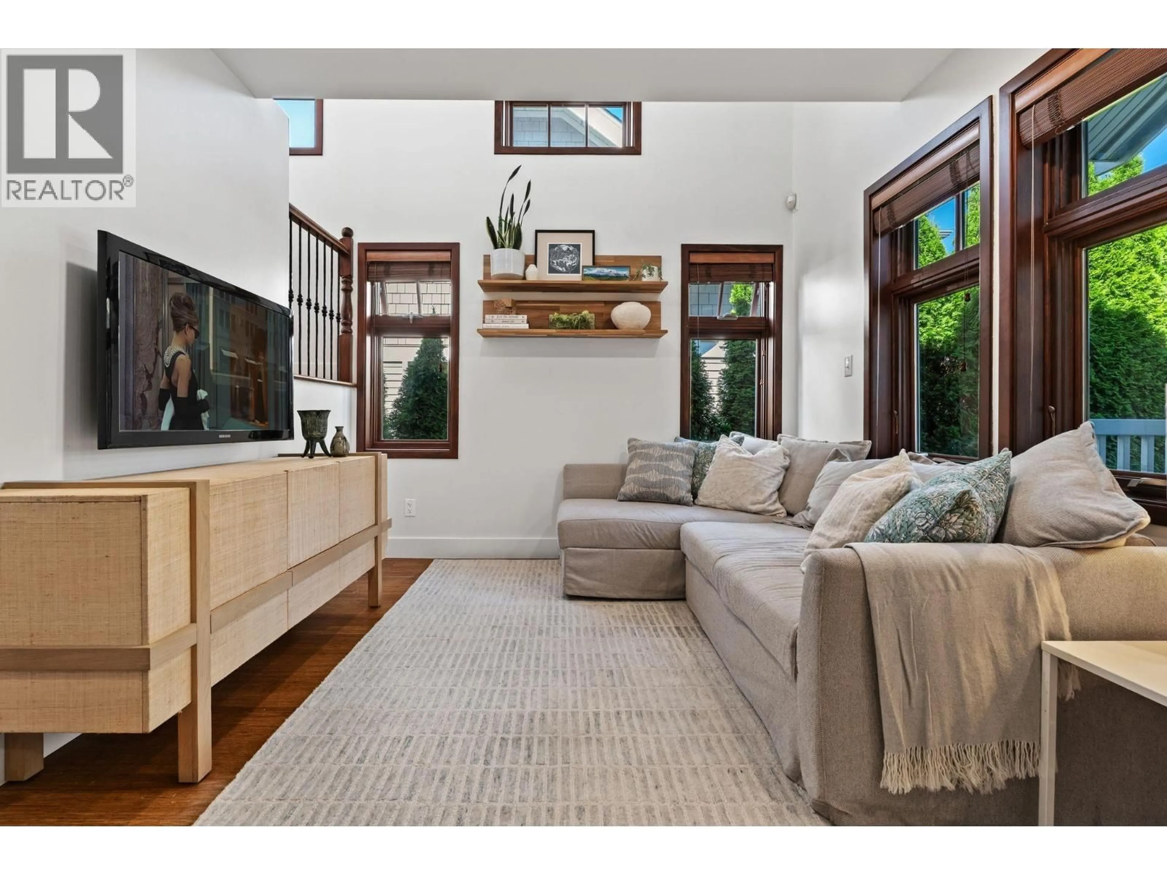 Living room with furniture, unknown for 2 - 2505 8TH AVENUE, Vancouver British Columbia V6K2B3