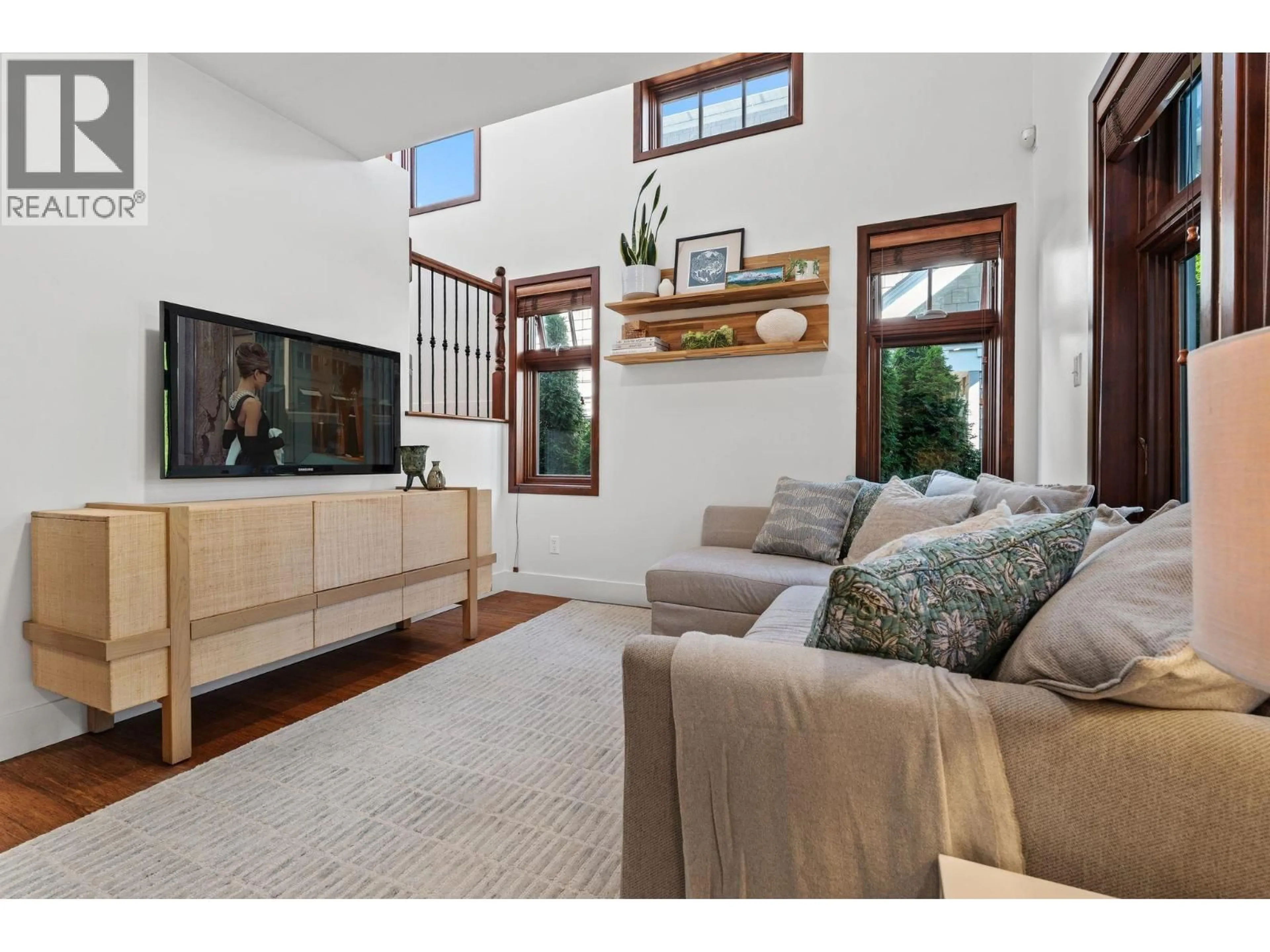 Living room with furniture, unknown for 2 - 2505 8TH AVENUE, Vancouver British Columbia V6K2B3