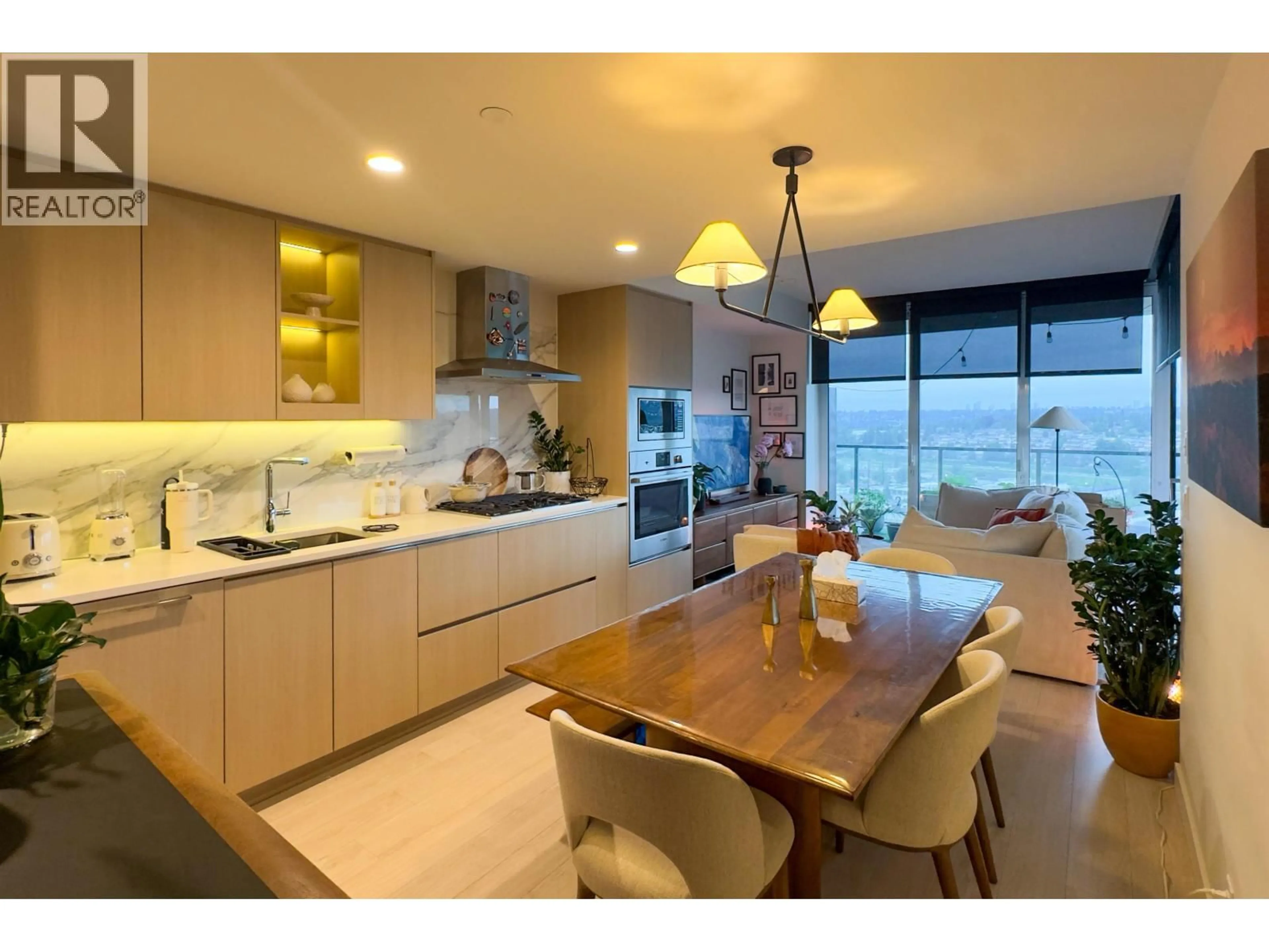 Open concept kitchen, unknown for 1702 - 4890 LOUGHEED HIGHWAY, Burnaby British Columbia V5C0N2